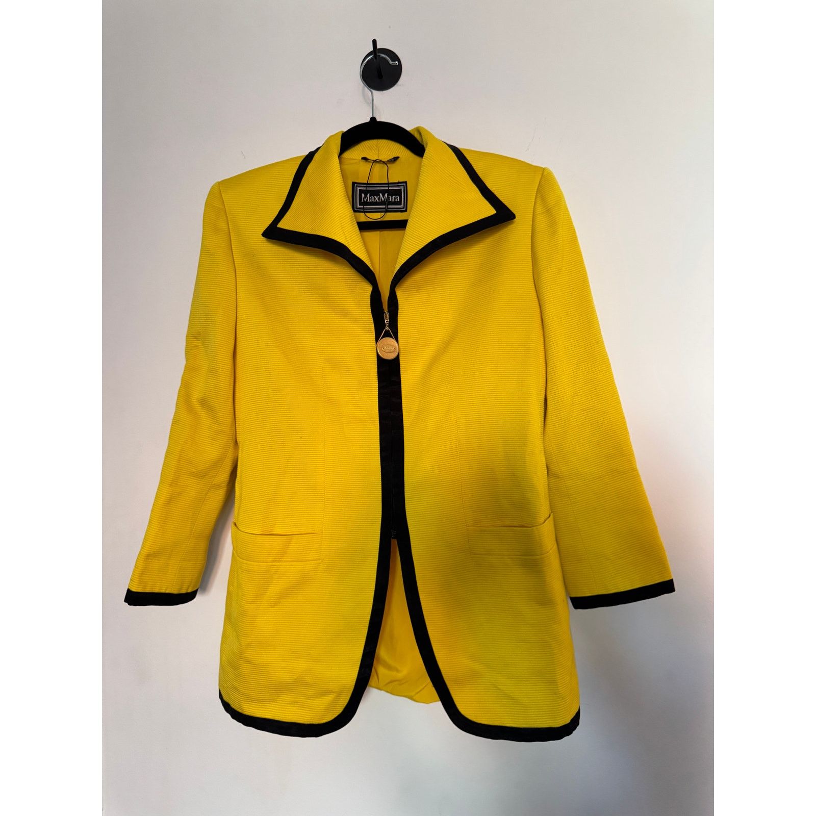 Max Mara Max Mara Yellow Blazer Size L / US 10 / IT 46 - 1 Thumbnail