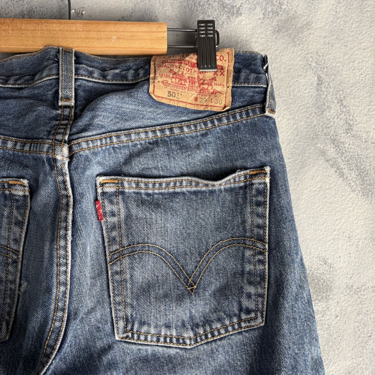Levi's VTG Levis 501 Jeans Mens 29x32 Blue Light Wash Straight Size US 29 - 4 Thumbnail