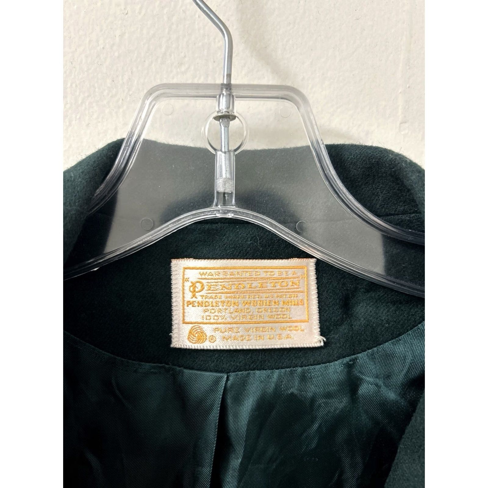 Pendleton VTG Pendleton Blazer Jacket Womens Size 10 100% Wool Made in USA Green Notch Lapel One-Button Single-Breasted Satin Lined 28” mid-length Size L / US 10 / IT 46 - 5 Thumbnail