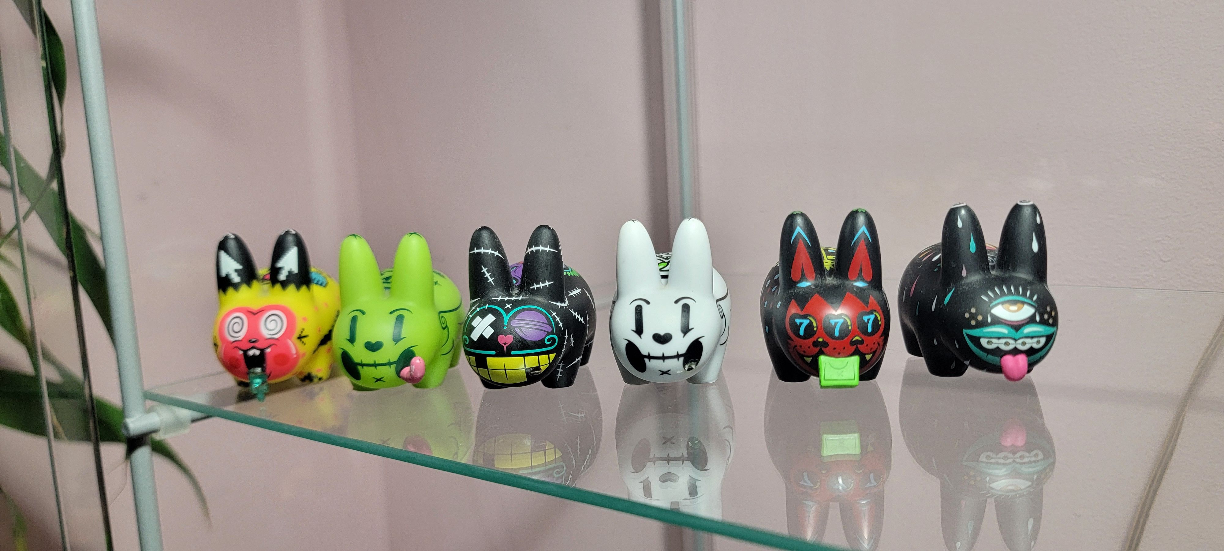 Kidrobot store Buff Monster Dunny