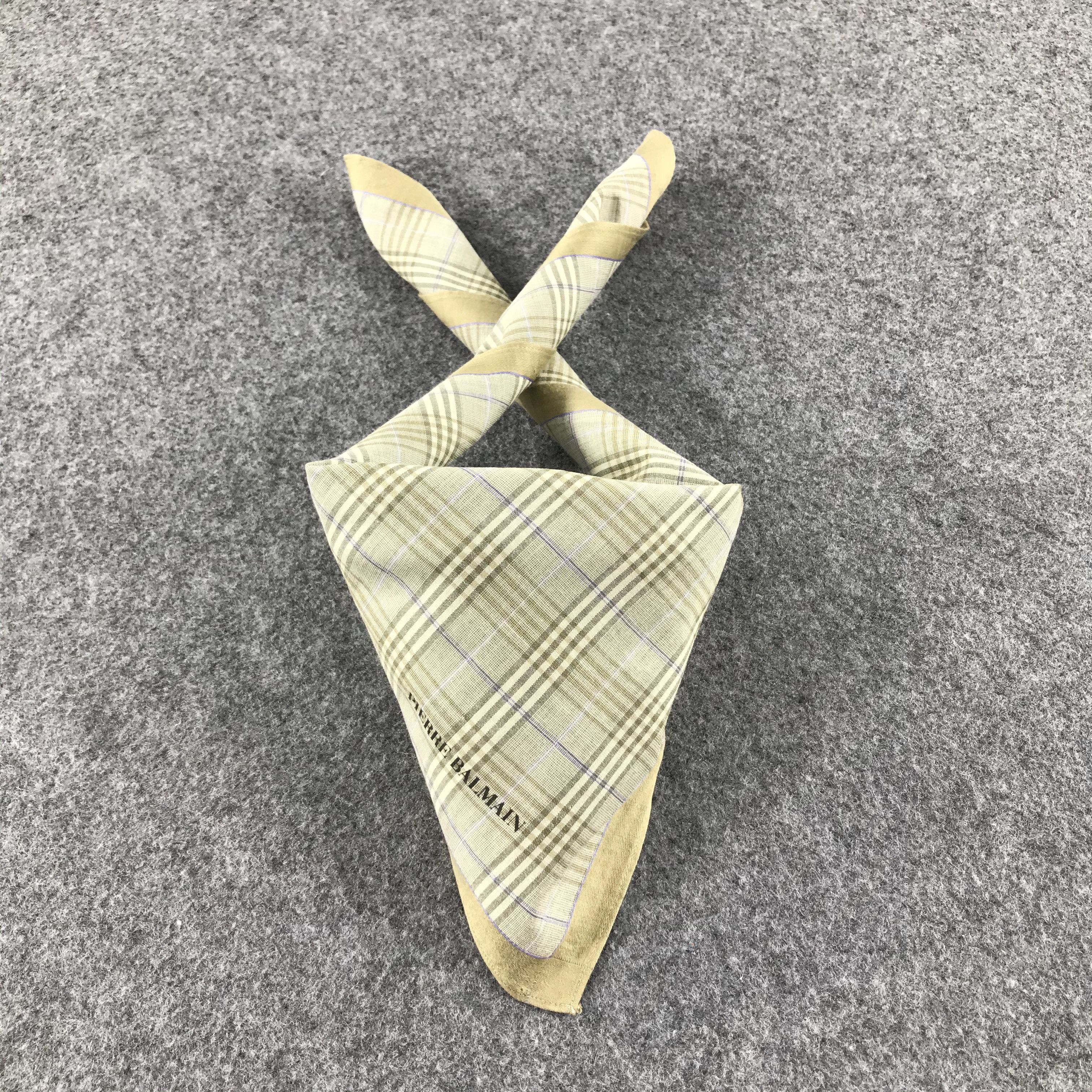 Pierre Balmain × Vintage Pierre Balmain Handkerchief Neckerchief Bandana H207 Size ONE SIZE - 1 Thumbnail