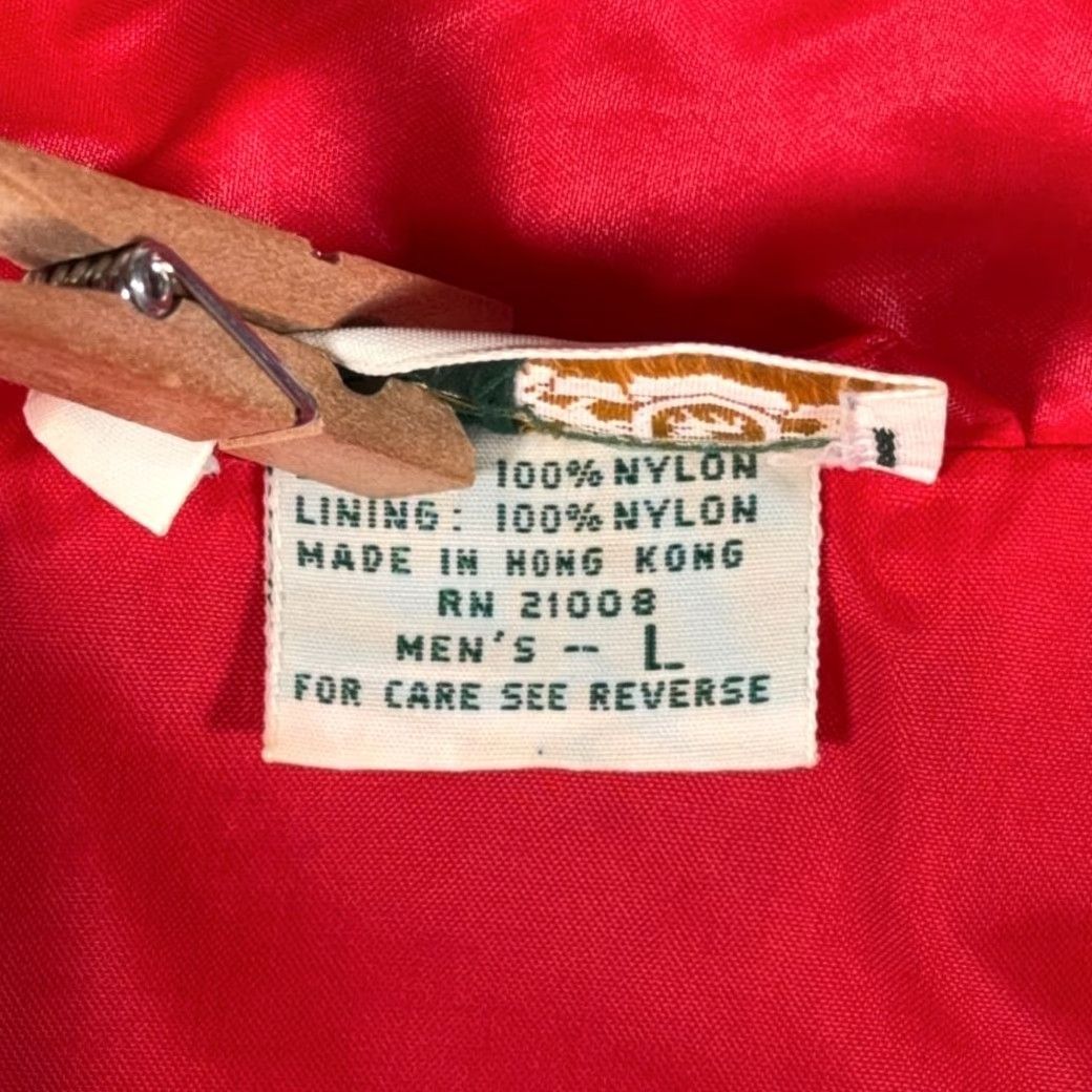 Izod VINTAGE Izod Jacket Windbreaker Nylon 80s Adult Large Red Jersey Mens Size US L / EU 52-54 / 3 - 5 Thumbnail