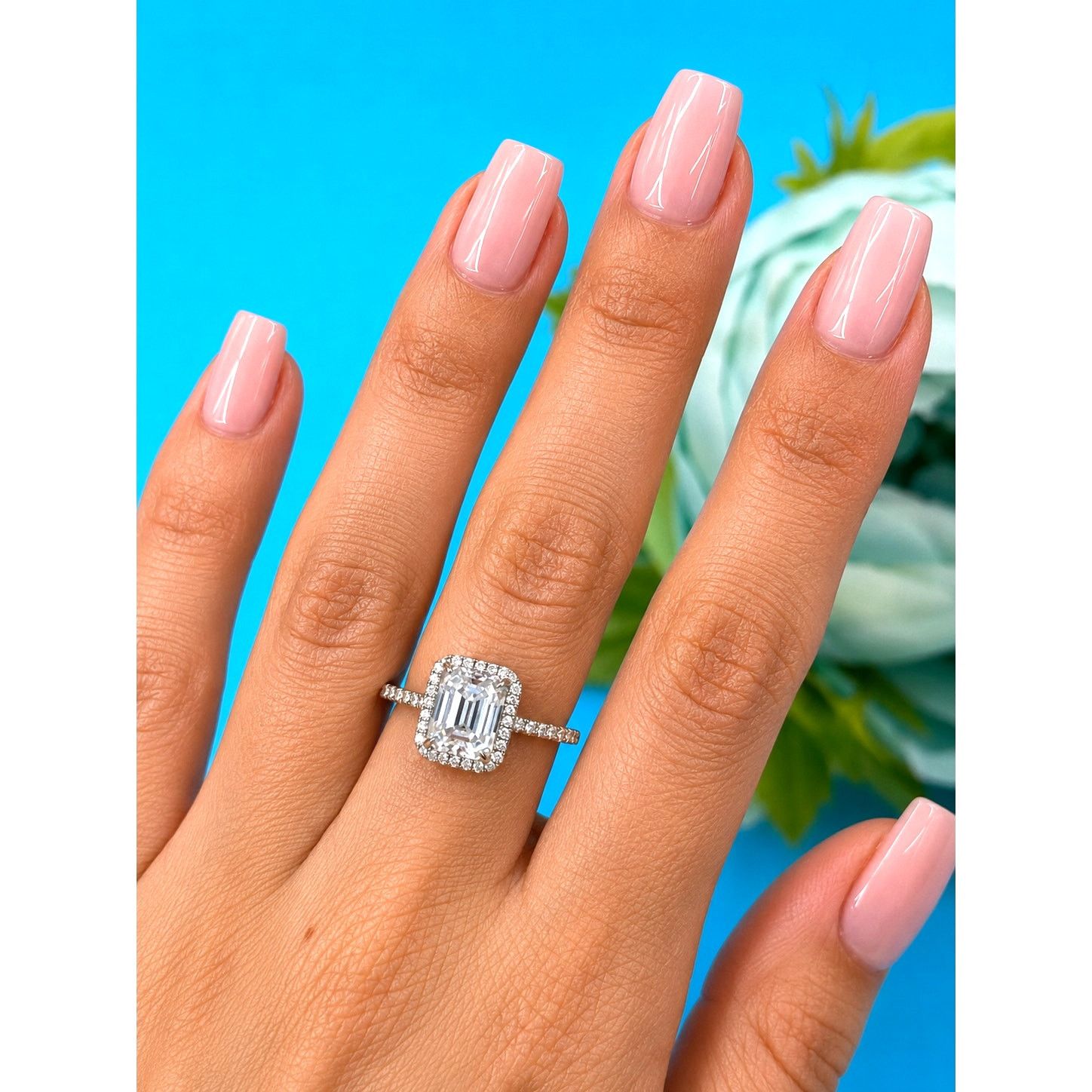 Other 2 carat Moissanite Triangular Cut Ring Moissanite Accent 7 Size ONE SIZE - 2 Thumbnail