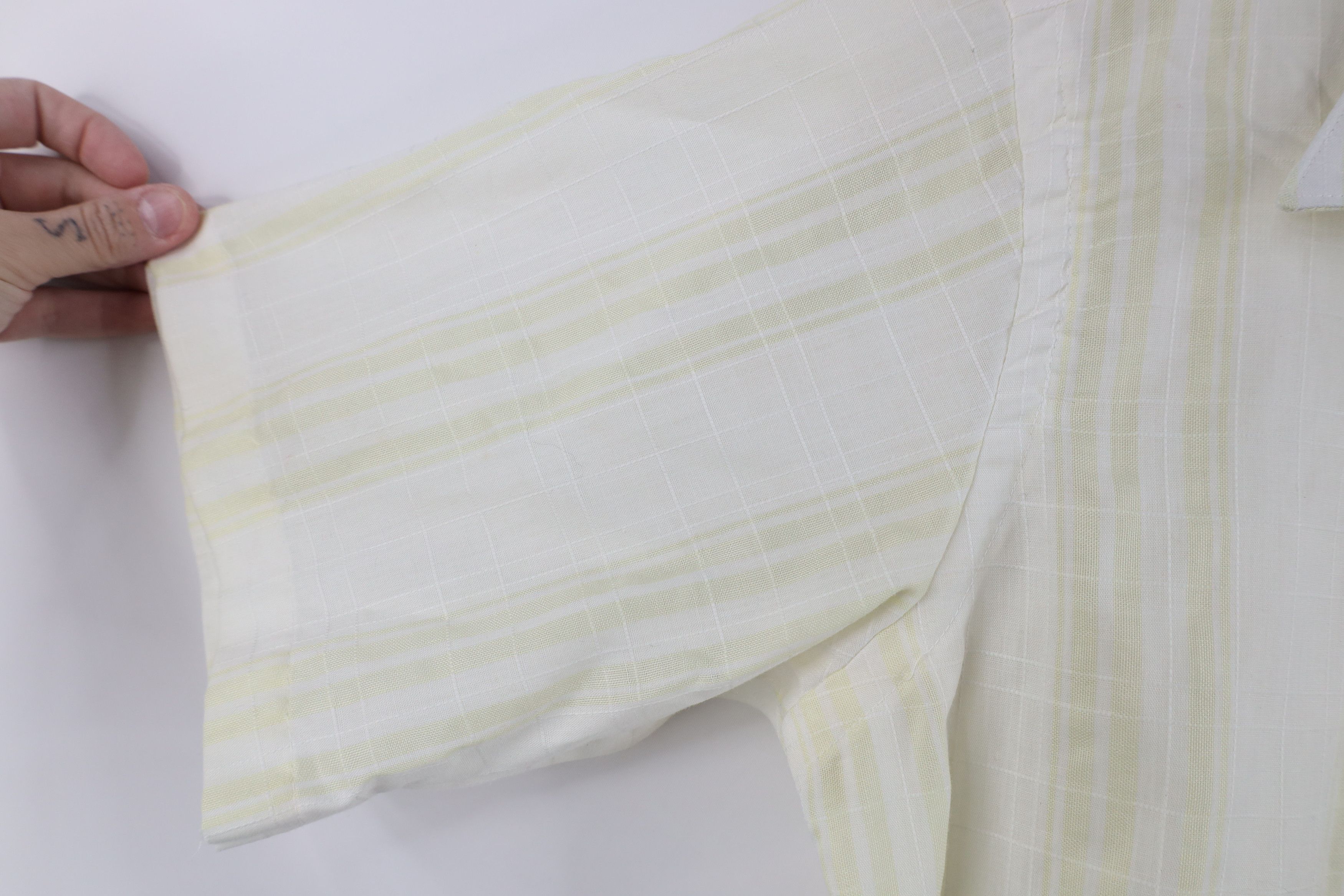 Vintage Vintage 70s Streetwear Short Sleeve Collared Button Shirt Size US M / EU 48-50 / 2 - 8 Thumbnail