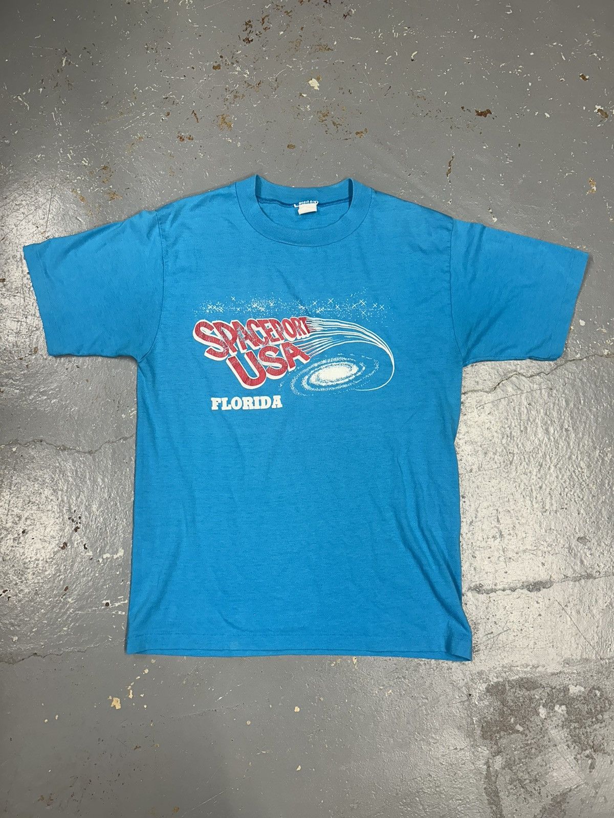 Vintage Crazy Vintage 90s Blue Spaceport USA Graphic Tee Shirt Size US M / EU 48-50 / 2 - 1 Thumbnail