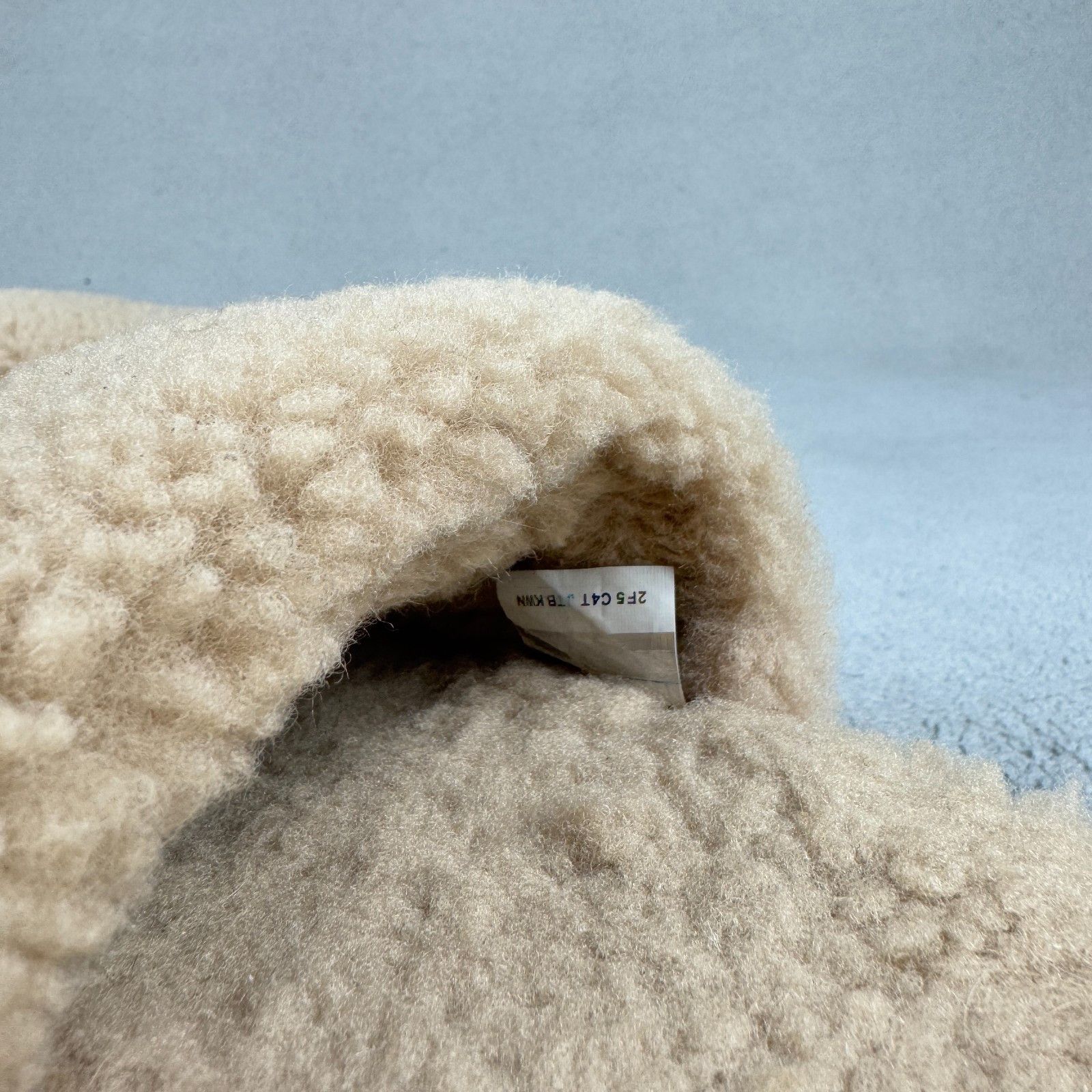 Ugg UGG Cozetta Curly Slide Sandals Womens 8 Sheepskin Slides Size US 8 / IT 38 - 19 Thumbnail