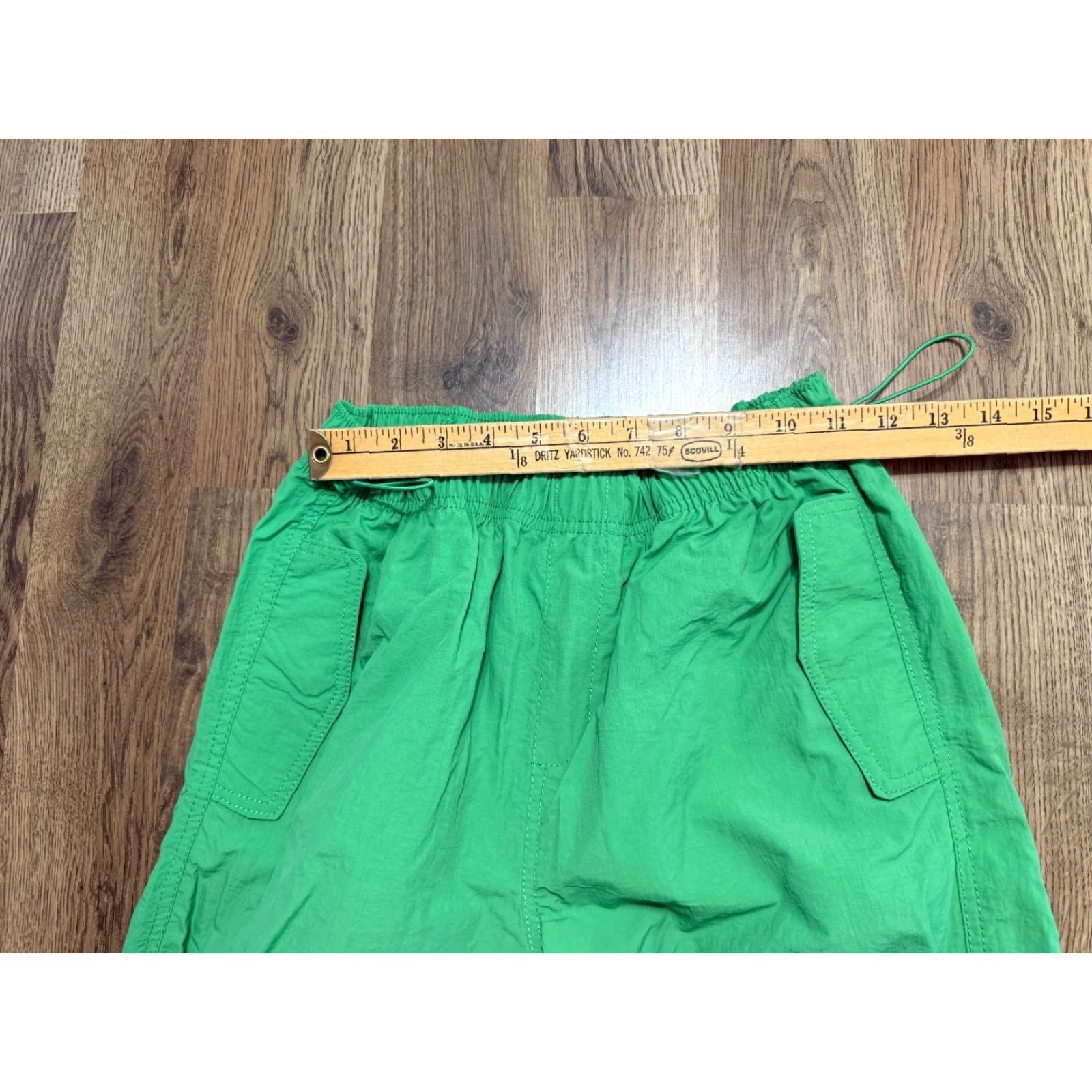 Vintage Love Tree Pants Women's Small Green Windbreaker Pants Elastic Waist Nylon Regular Modern Windbreaker Style Spring Fall Summer Shoes? Size 28" / US 6 / IT 42 - 7 Thumbnail
