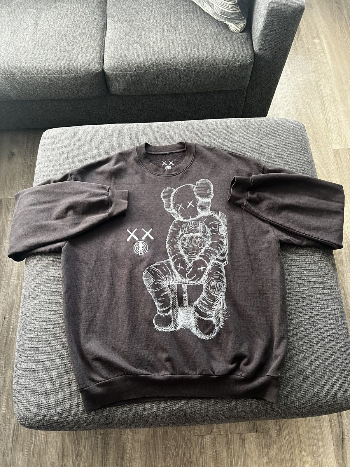 Kaws × Kid Cudi Kaws for Kid Cudi Moon Man Sweatshirt size XXL Size US XXL / EU 58 / 5 - 1 Thumbnail