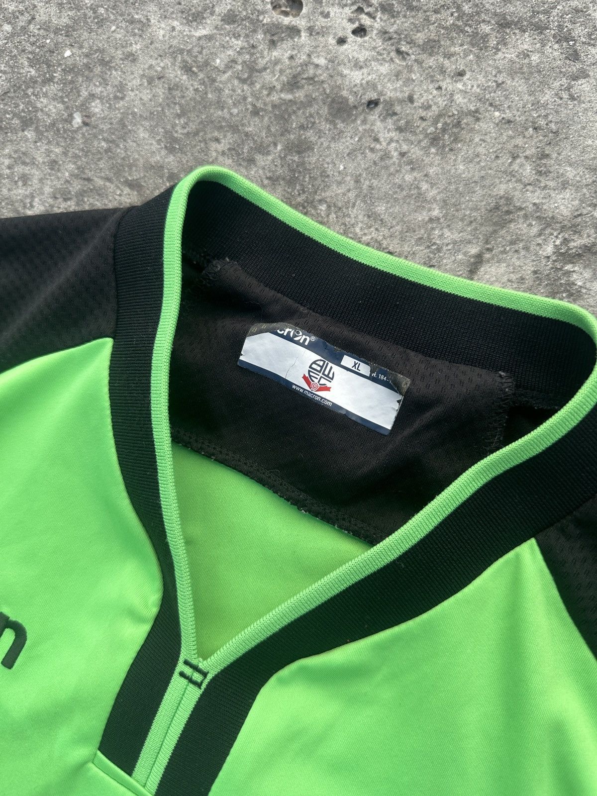 Macron Macron Bolton Town Soccer Long Jersey Streetwear USA XL VTg Size US XL / EU 56 / 4 - 3 Thumbnail