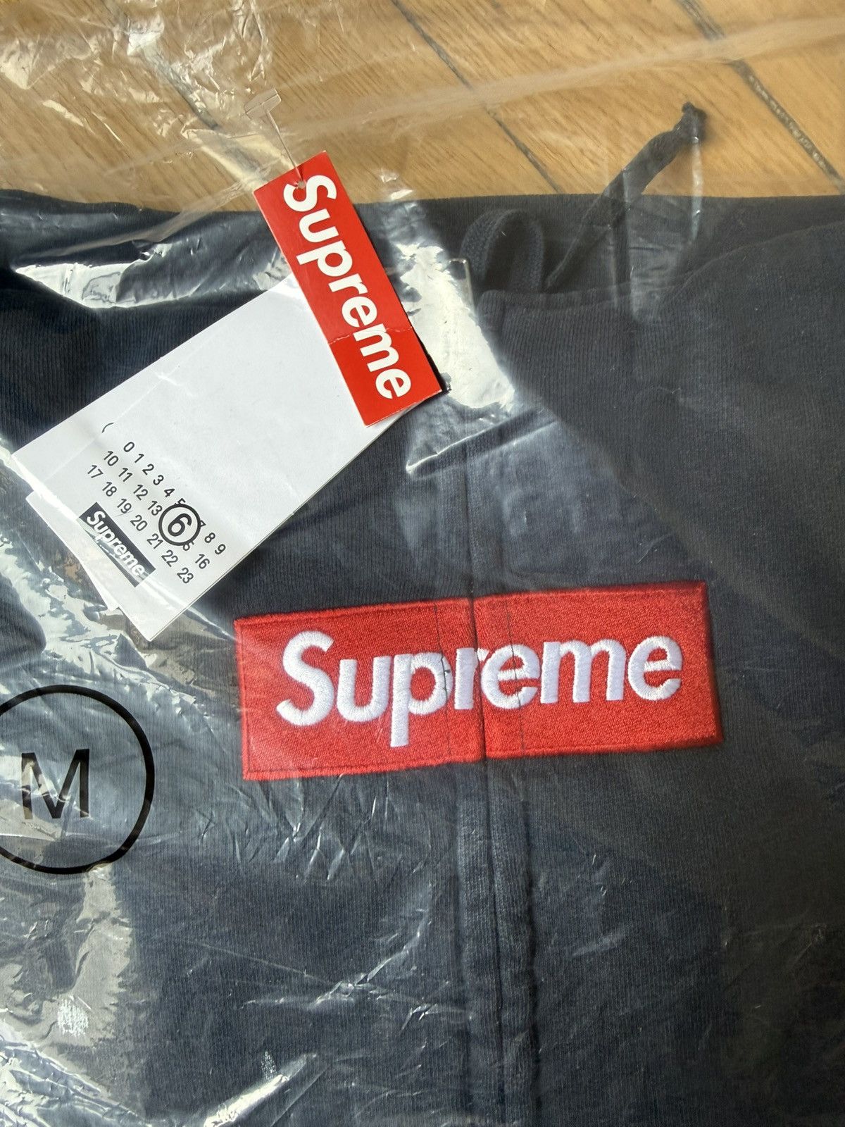 Maison Margiela × Supreme Supreme MM6 Maison Margiela Box Logo Zip Hoodie Navy SS26 Size US M / EU 48-50 / 2 - 3 Thumbnail