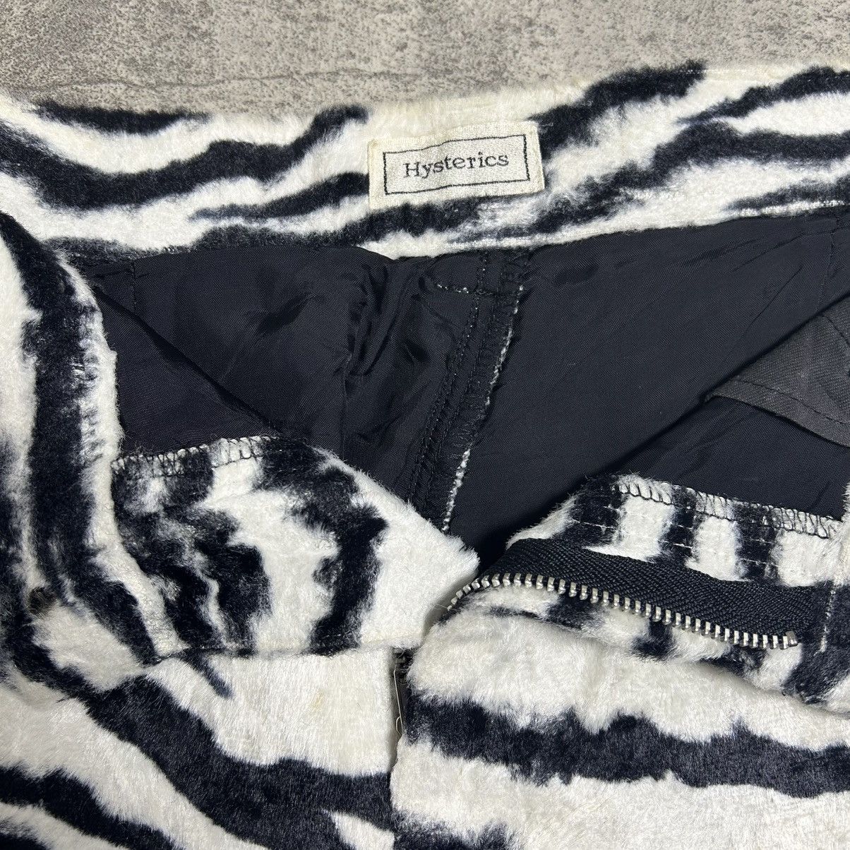 Hysteric Glamour Vintage Pants y2k Hysteric Glamour Stripe BlackWhite Velvet Size US 28 / EU 44 - 7 Thumbnail