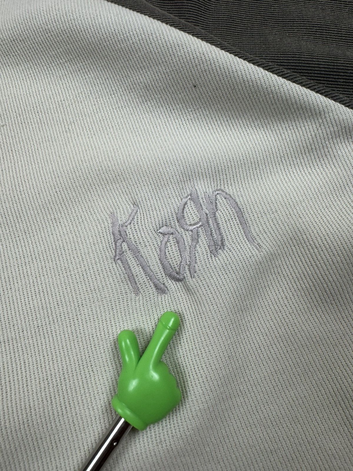 Vintage Vintage 90s Korn Giant Small Logo T shirt XL sz Size US XL / EU 56 / 4 - 9 Thumbnail