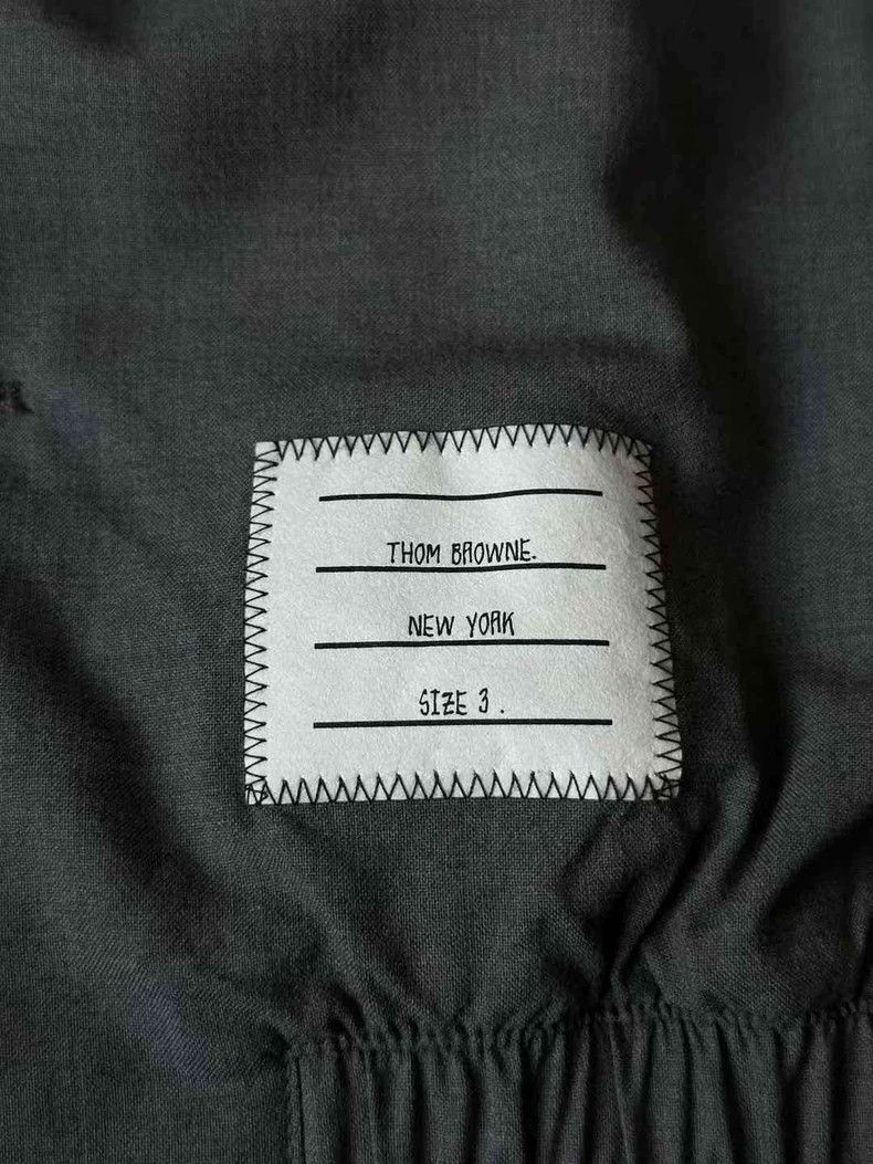 Thom Browne Thom Browne size3 Gray four-barrel wool jacket Size US L / EU 52-54 / 3 - 4 Thumbnail