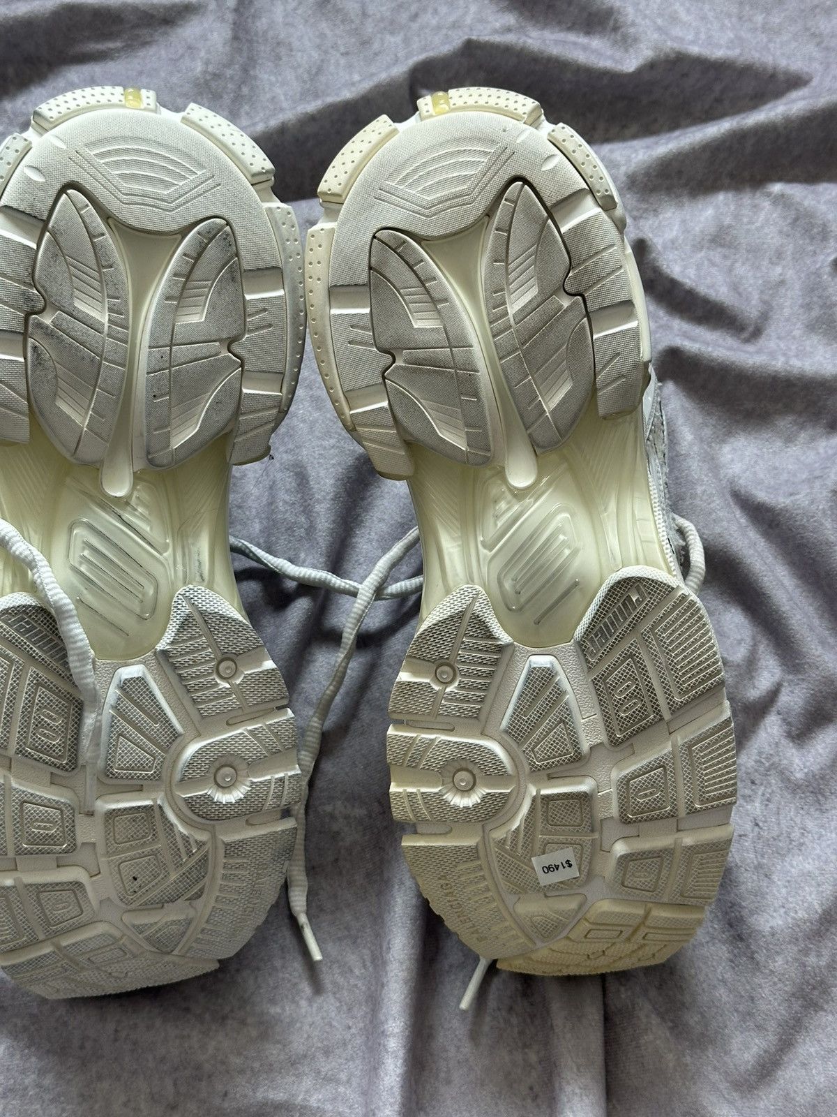 Balenciaga Balenciaga Runner Leathe Free White Sneakers Shoes Size US 10 / EU 43 - 13 Thumbnail