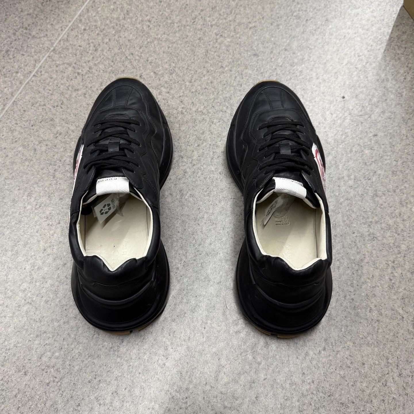 Gucci Gucci Black Red Dad Shoes - Size 11/45 - Excellent Cond. Size US 11 / EU 44 - 8 Thumbnail