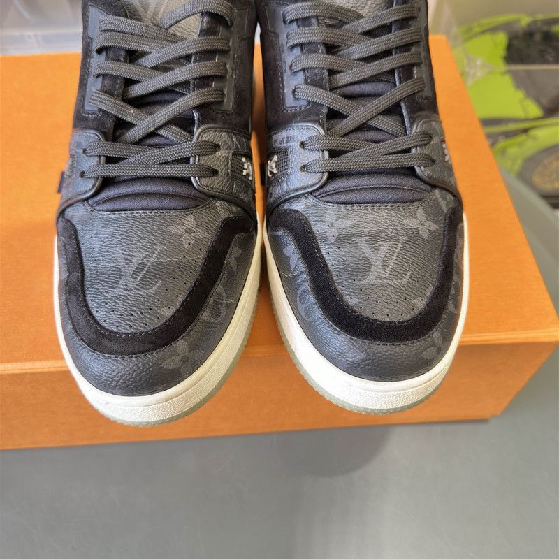 Louis Vuitton Louis Vuitton Trainer Sneakers in Black -2508 Size US 9 / EU 42 - 2 Thumbnail