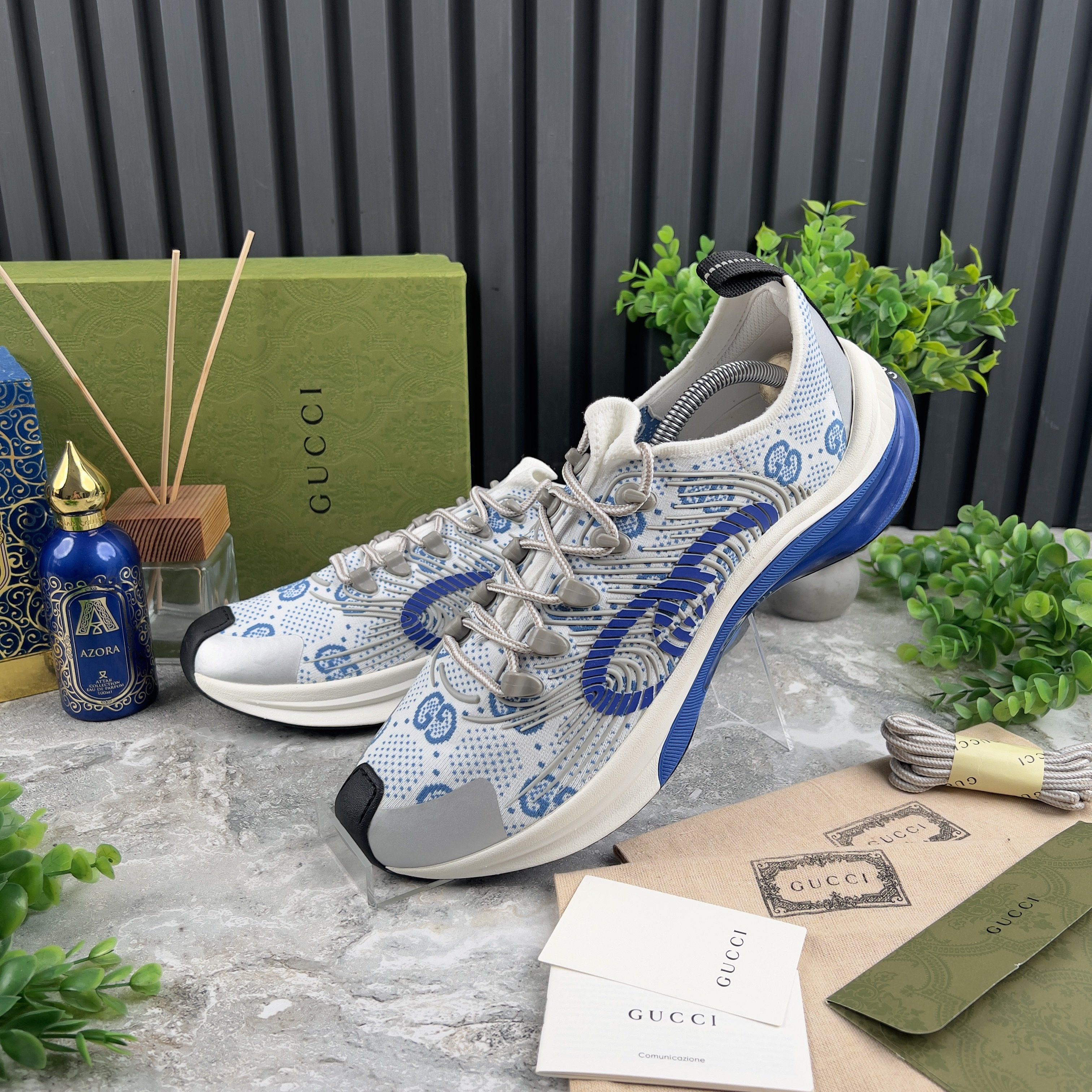 Gucci NEW Gucci Run Exclusiv GG Monogram Sneakers Fabric Size US 10.5 / EU 43-44 - 1 Thumbnail