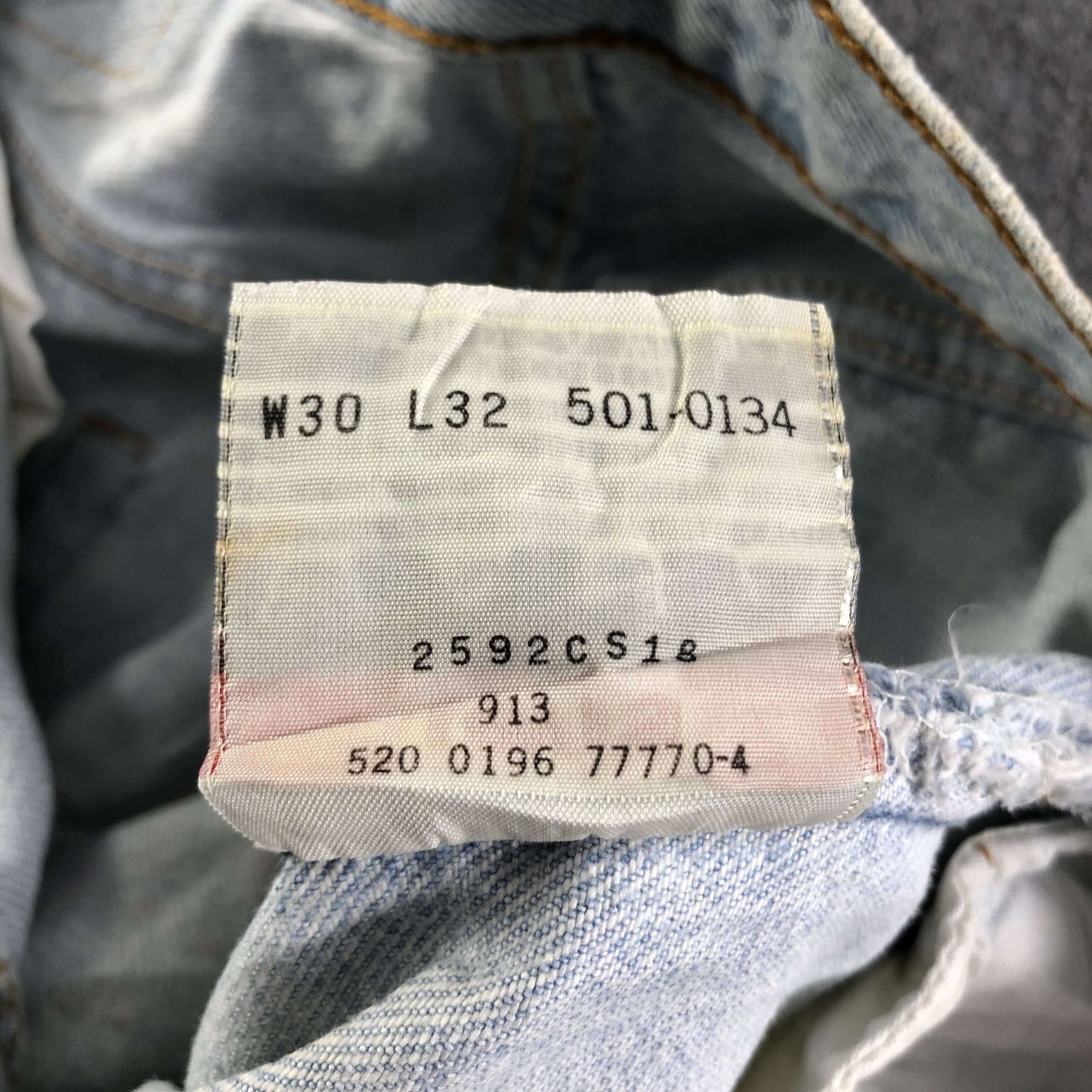 Levi's 90s Vintage Light Wash Levis 501 Jeans-J3008 Size US 30 / EU 46 - 11 Thumbnail