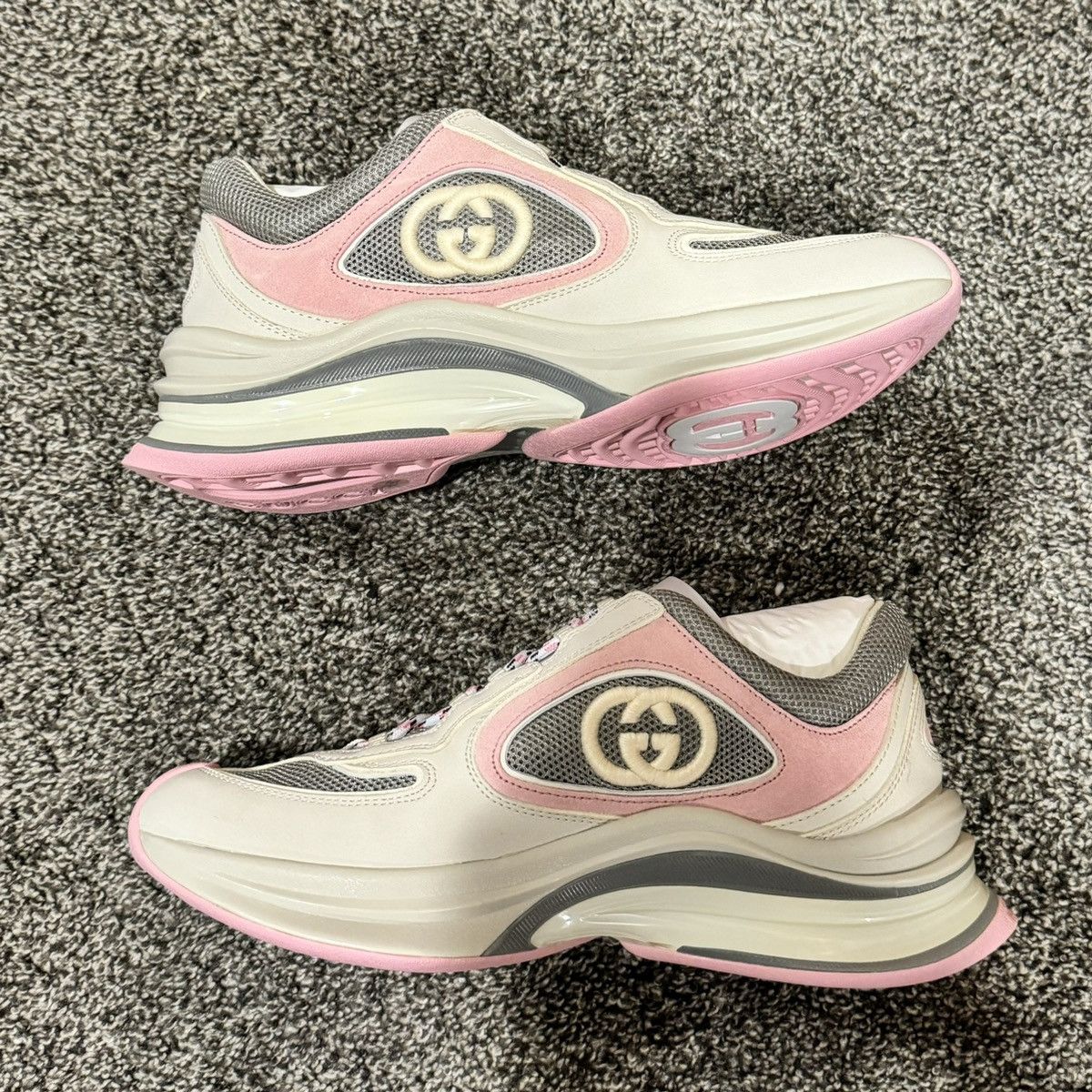 Gucci Gucci Wmns Run Sneaker Ivory Pink Grey Size US 6.5 / IT 36.5 - 3 Thumbnail