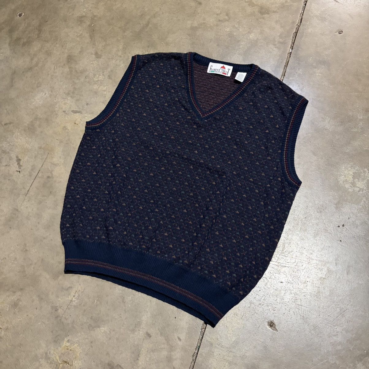 Florence Tricot Vintage Florence Tricot Wool Sweater Vest Preppy 90s Italy Size US XL / EU 56 / 4 - 2 Thumbnail