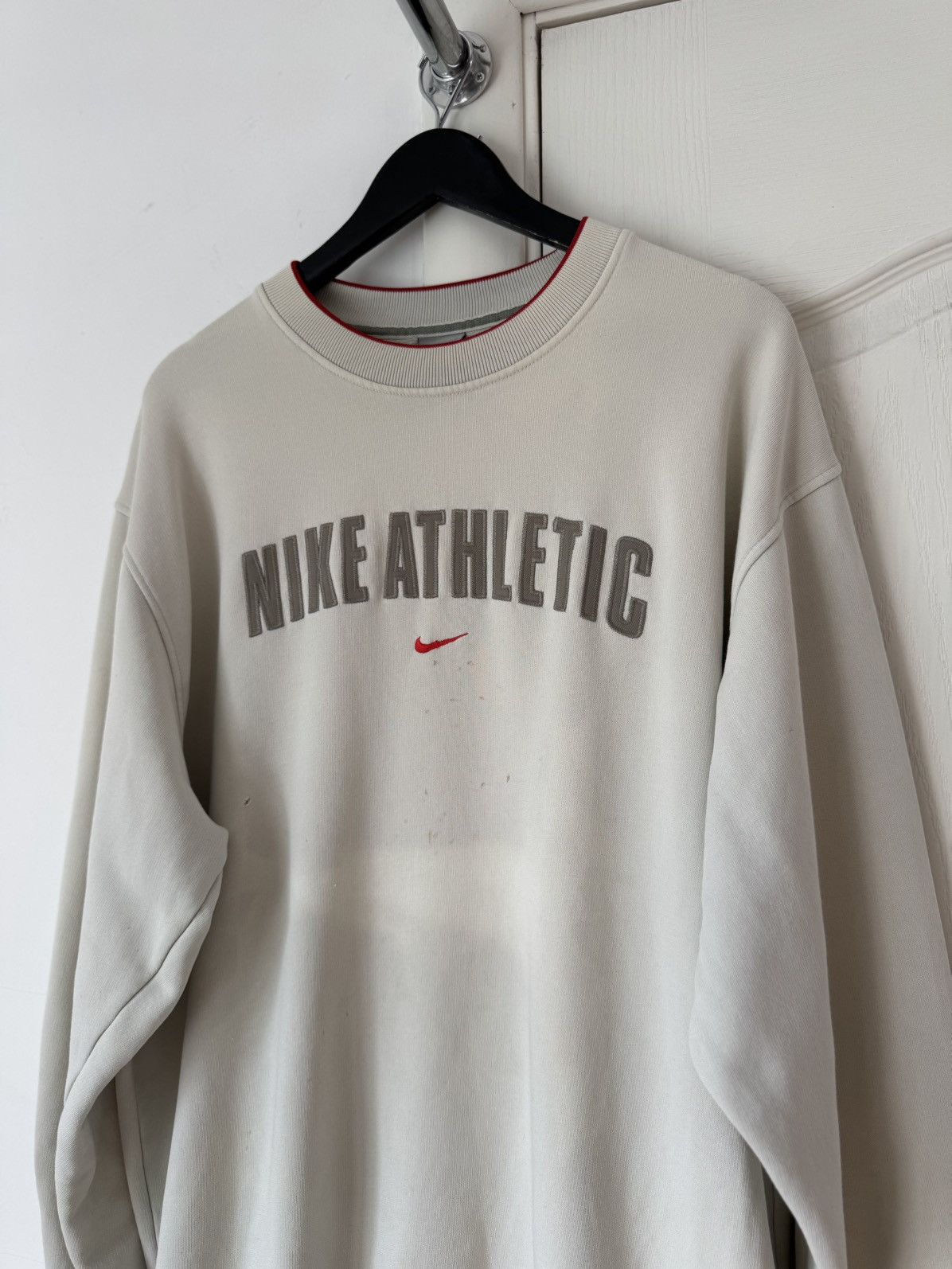 Nike Vintage 90s Nike Athletic Embroidered Logo Distress Sweatsh Size US L / EU 52-54 / 3 - 2 Thumbnail