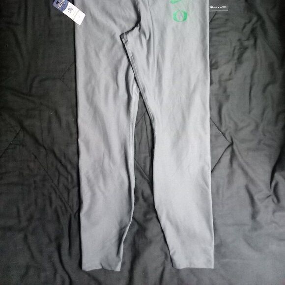 Nike NWT Nike Dri-Fit Oregon Ducks Leggings Trainers Size 30" / US 8 / IT 44 - 5 Thumbnail