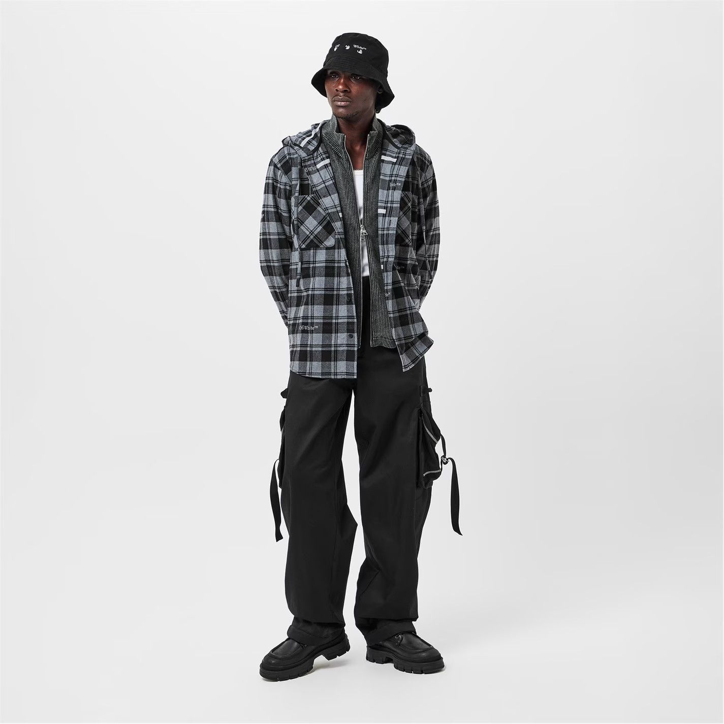 Off-White o1g2r1mq0226 Regular Fit Drawstring Cargo Trousers In Black Size US 32 / EU 48 - 5 Thumbnail