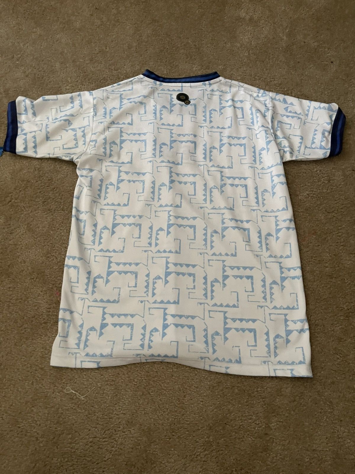 Umbro El Salvador jersey Size US S / EU 44-46 / 1 - 2 Thumbnail