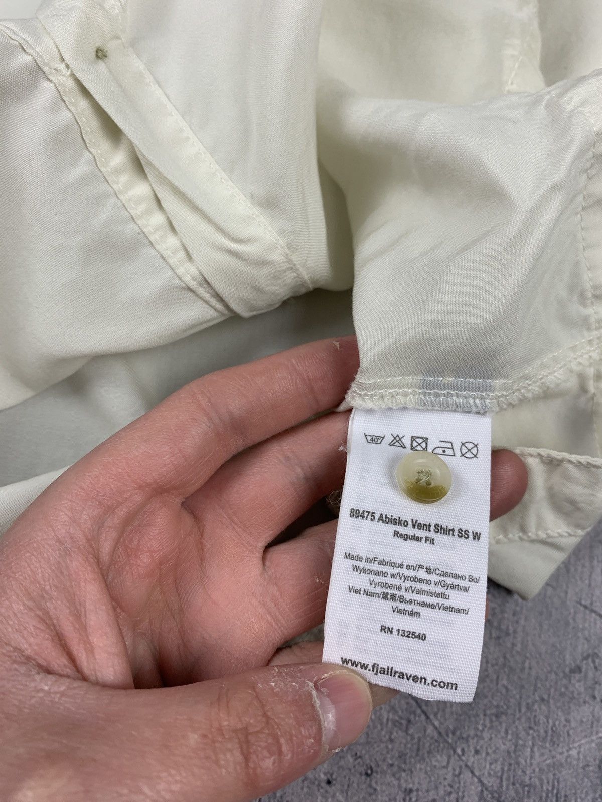 Fjallraven Fjallraven Shirt Short Sleeve Size XS White Outdoor Gorpcore Size XS / US 0-2 / IT 36-38 - 13 Thumbnail
