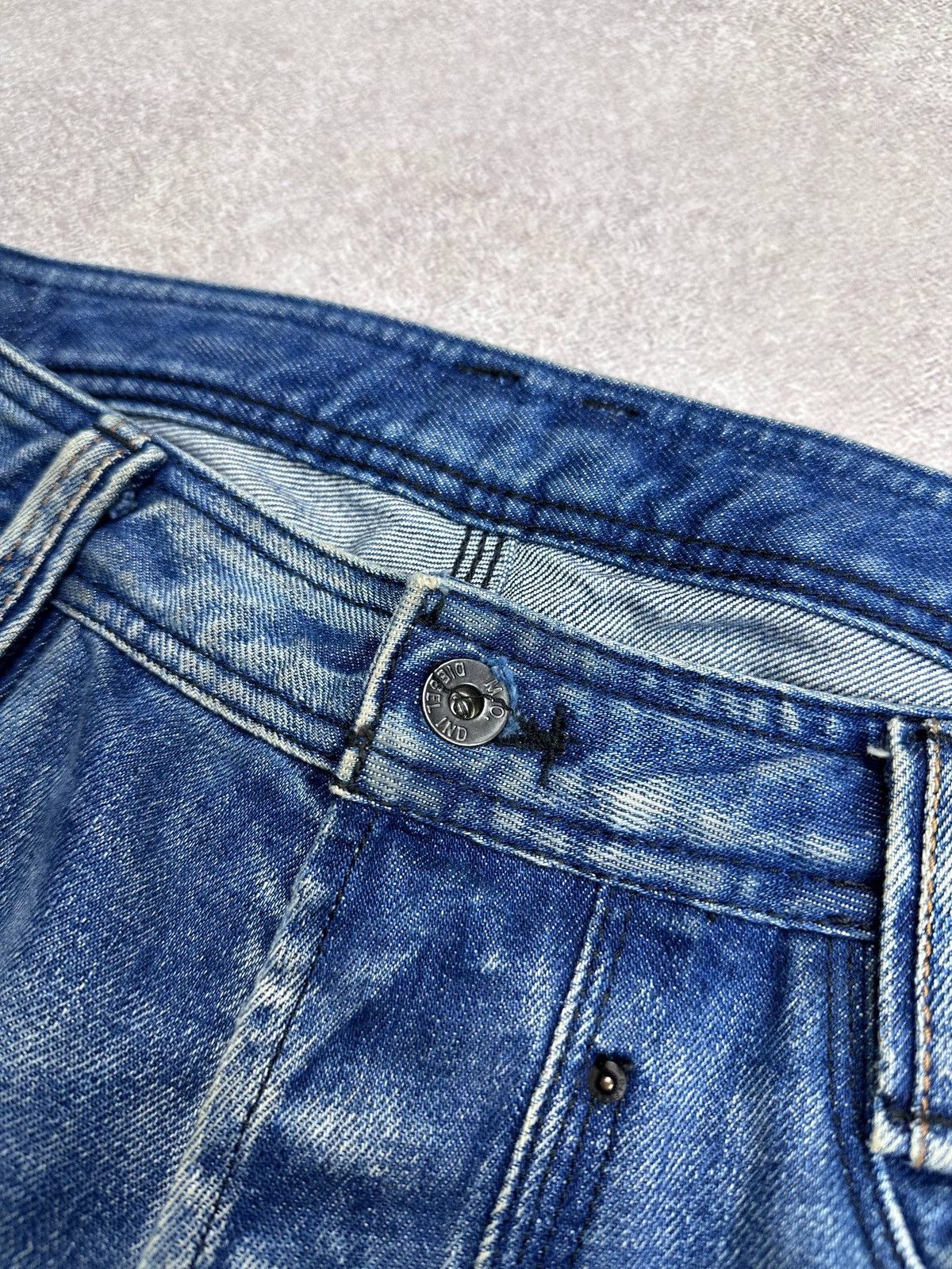Diesel Vintage 90s Diesel Avantgarde Grunge Y2K Jeans 34 Size US 34 / EU 50 - 8 Thumbnail