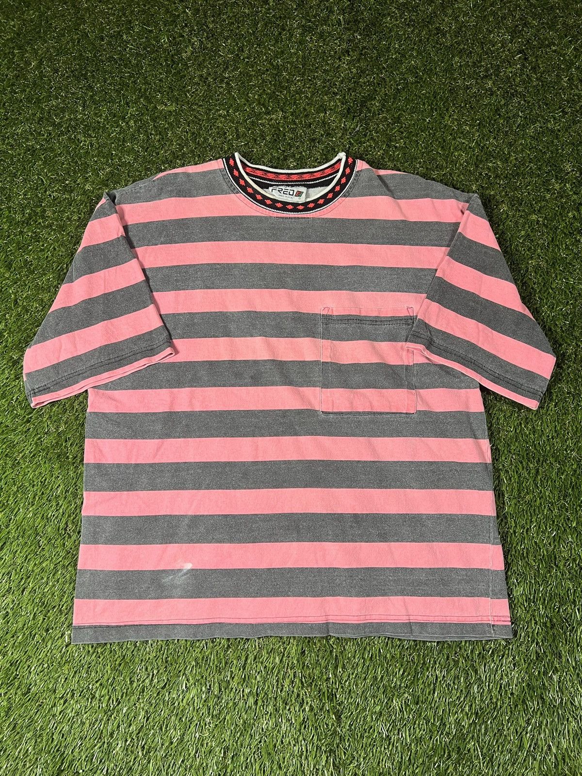 FRED × Vintage Vintage 90’s Red Striped Essential Skater Pocket Tee Size US L / EU 52-54 / 3 - 1 Thumbnail