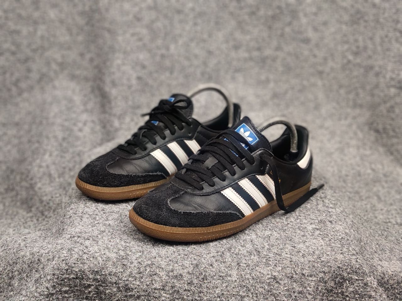 Adidas Vintage Adidas Samba Classic Logo Leather sneakers Shoes Y2K Size US 6 / EU 39 - 1 Thumbnail