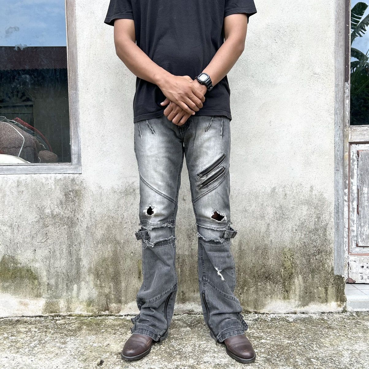 Japanese Brand Black Baccara Multizipper Distressed Bondage Flare Jeans Size US 30 / EU 46 - 2 Thumbnail