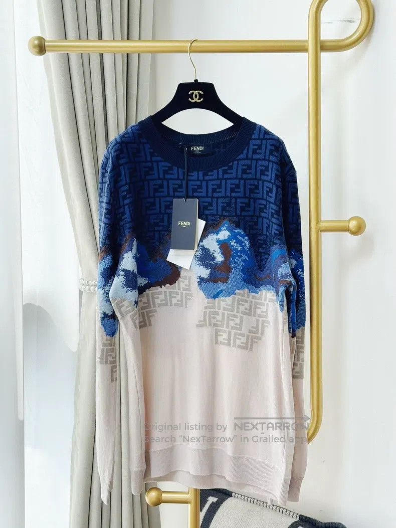 Fendi Fendi White and Blue Long Sleeve Crew Neck Sweater Size US L / EU 52-54 / 3 - 1 Thumbnail