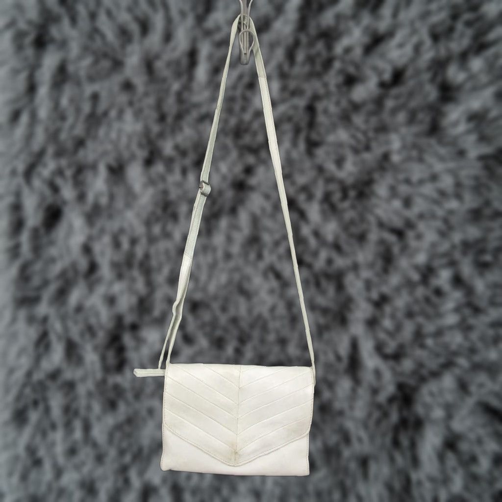 Vintage VILenca Holland Crossbody Bag Womens Genuine Leather Chevron Purse Crossbody Small Gray Bag Womens Chevron Front Flap Zip Size ONE SIZE - 1 Thumbnail