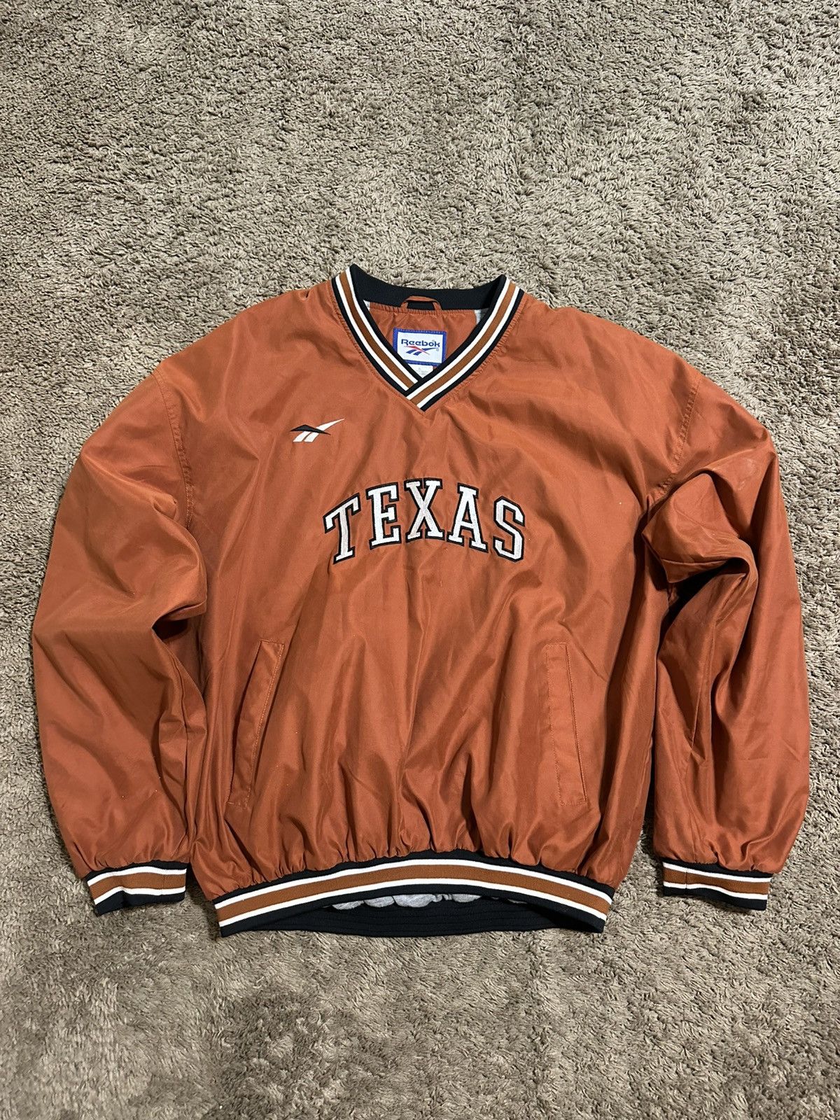 NCAA Vintage NCAA Reebok Texas Longhorns sweater 90s size xl Size US XL / EU 56 / 4 - 1 Thumbnail