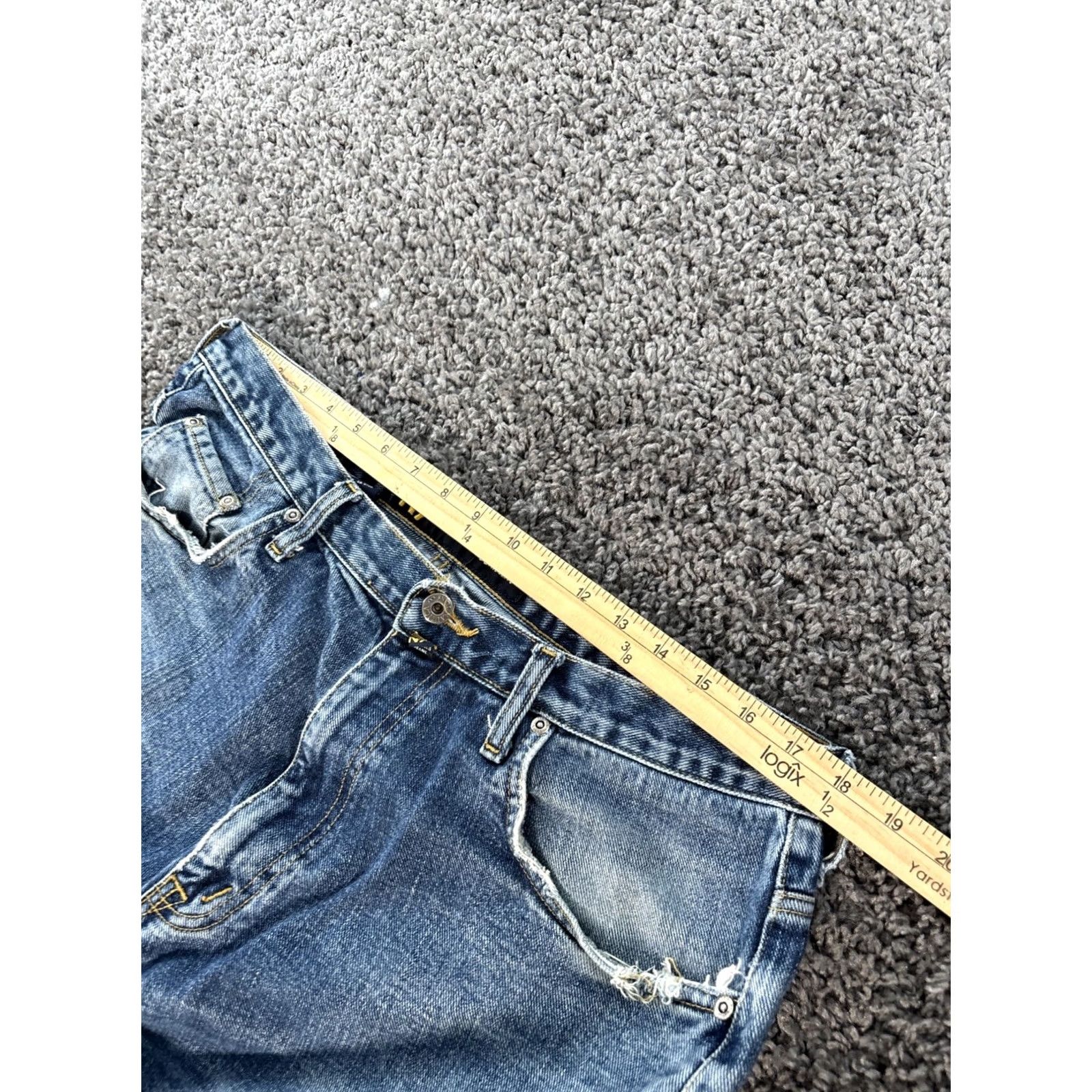 Nautica VINTAGE Nautica Jeans Mens 36x32 Blue Medium Wash Cotton Baggy Wide Y2K Jeans, 5-Pocket, Relaxed Fit, Logo USA Classic, Button Zip Closure Size US 36 / EU 52 - 4 Thumbnail