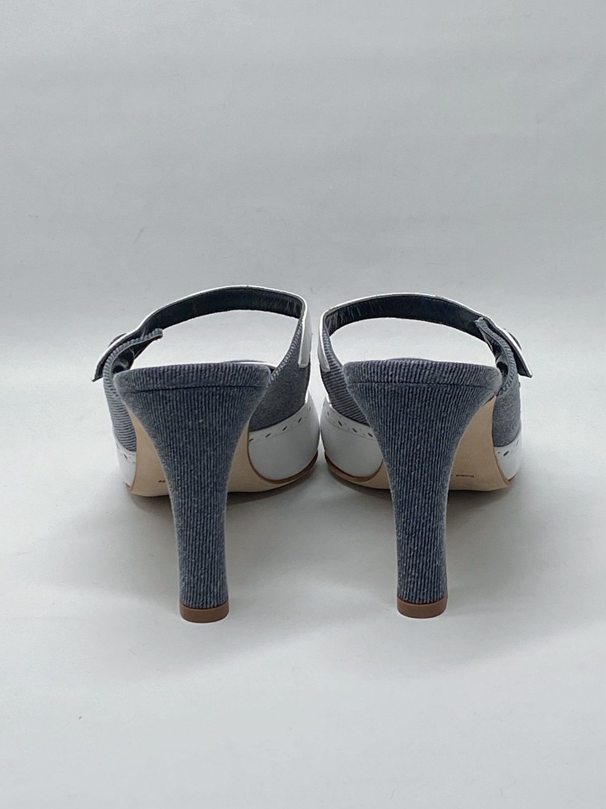 Manolo Blahnik Manolo Blahnik Agathanu 90MM Brogue Mules size 38 Size US 8 / IT 38 - 8 Thumbnail