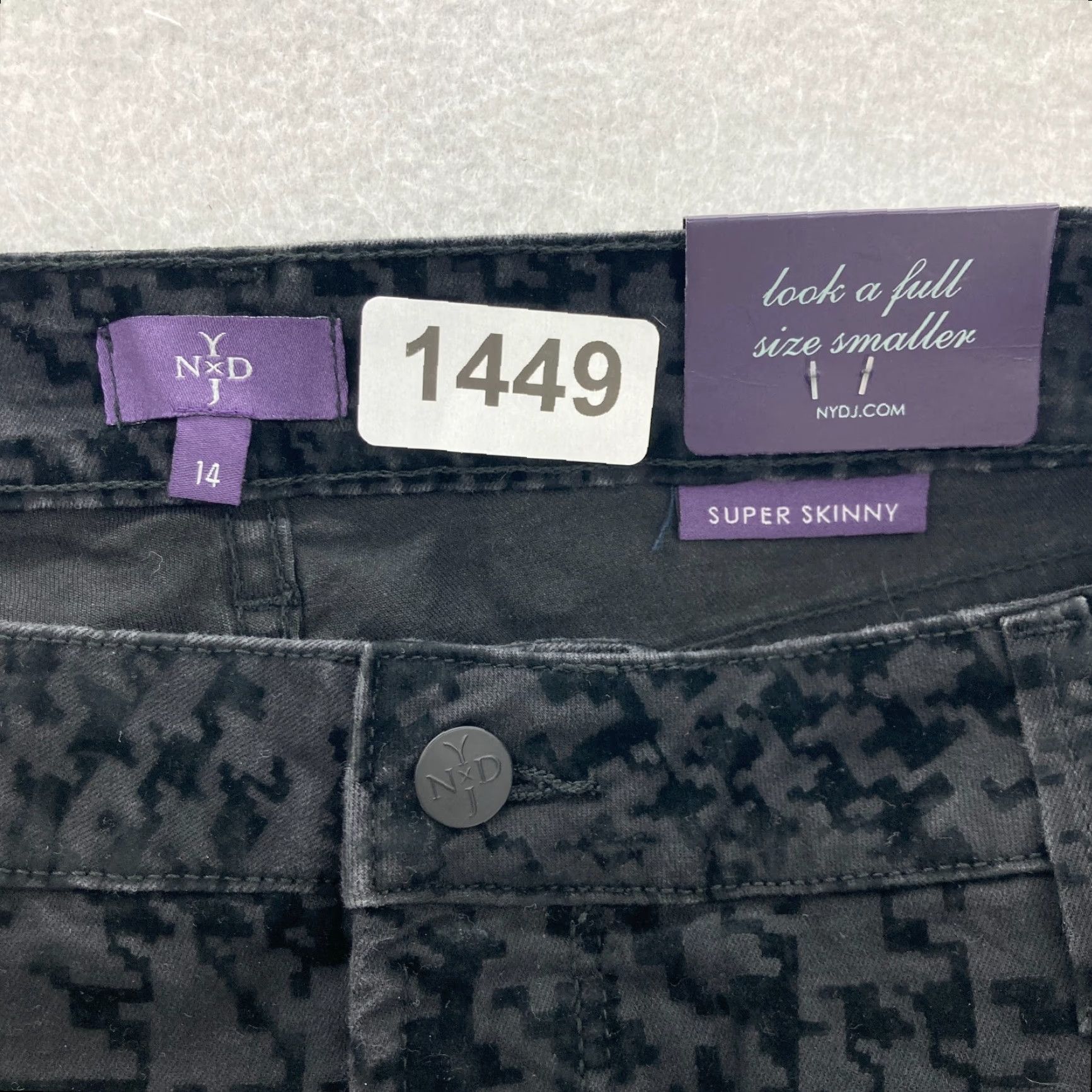 NYDJ NYDJ Super Skinny Pants Womens Size 14 Black Soft Felt Stretch High Rise 30in Inseam Slim Chino Casual Adults Size 36" / US 14 / IT 50 - 4 Thumbnail