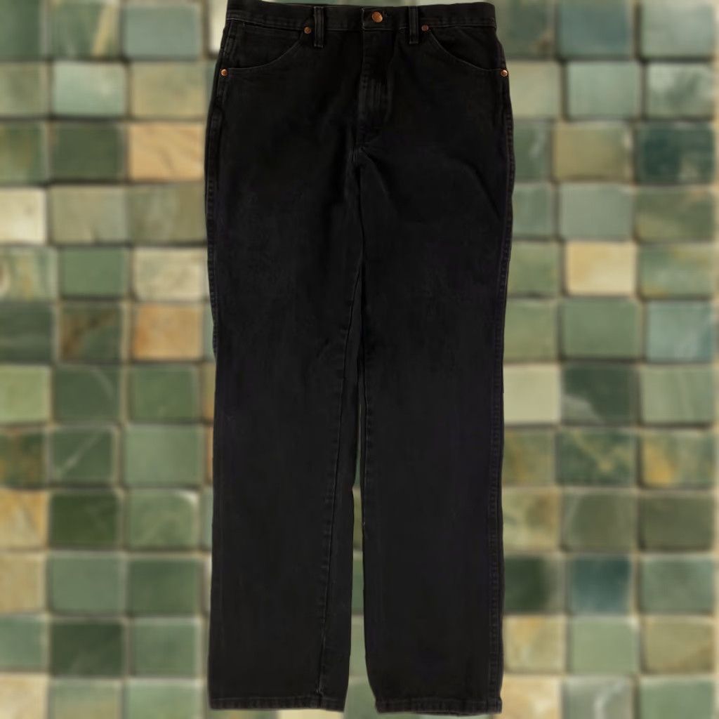 Wrangler VINTAGE Wrangler Jeans 90s Black Mens 34x34 Straight Jeans Mens 34 Black 90s Size US 34 / EU 50 - 1 Thumbnail