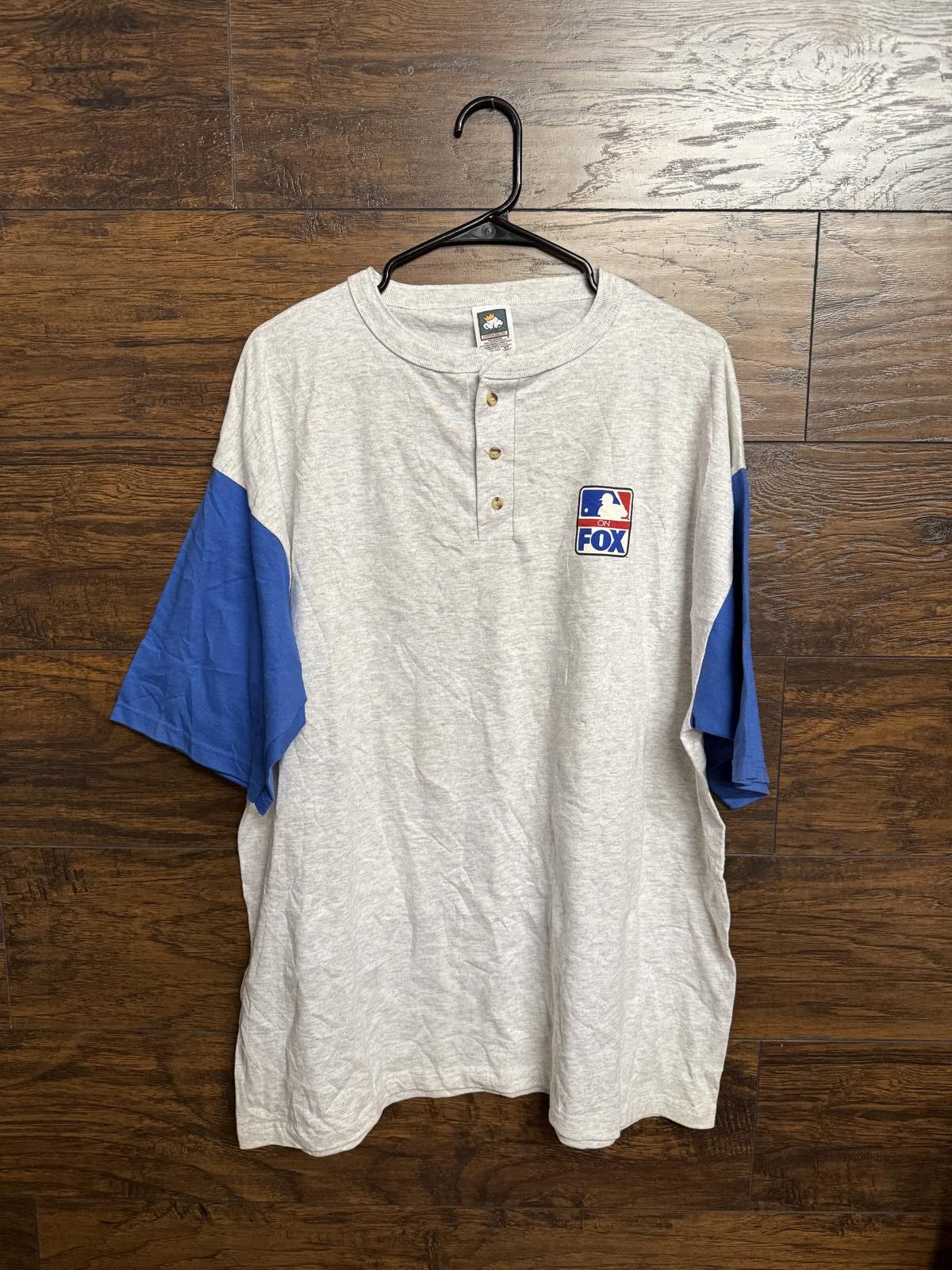 Designer MLB on FOX Henley T-shirt - Fox Sports Baseball Tee XL Size US XL / EU 56 / 4 - 1 Thumbnail