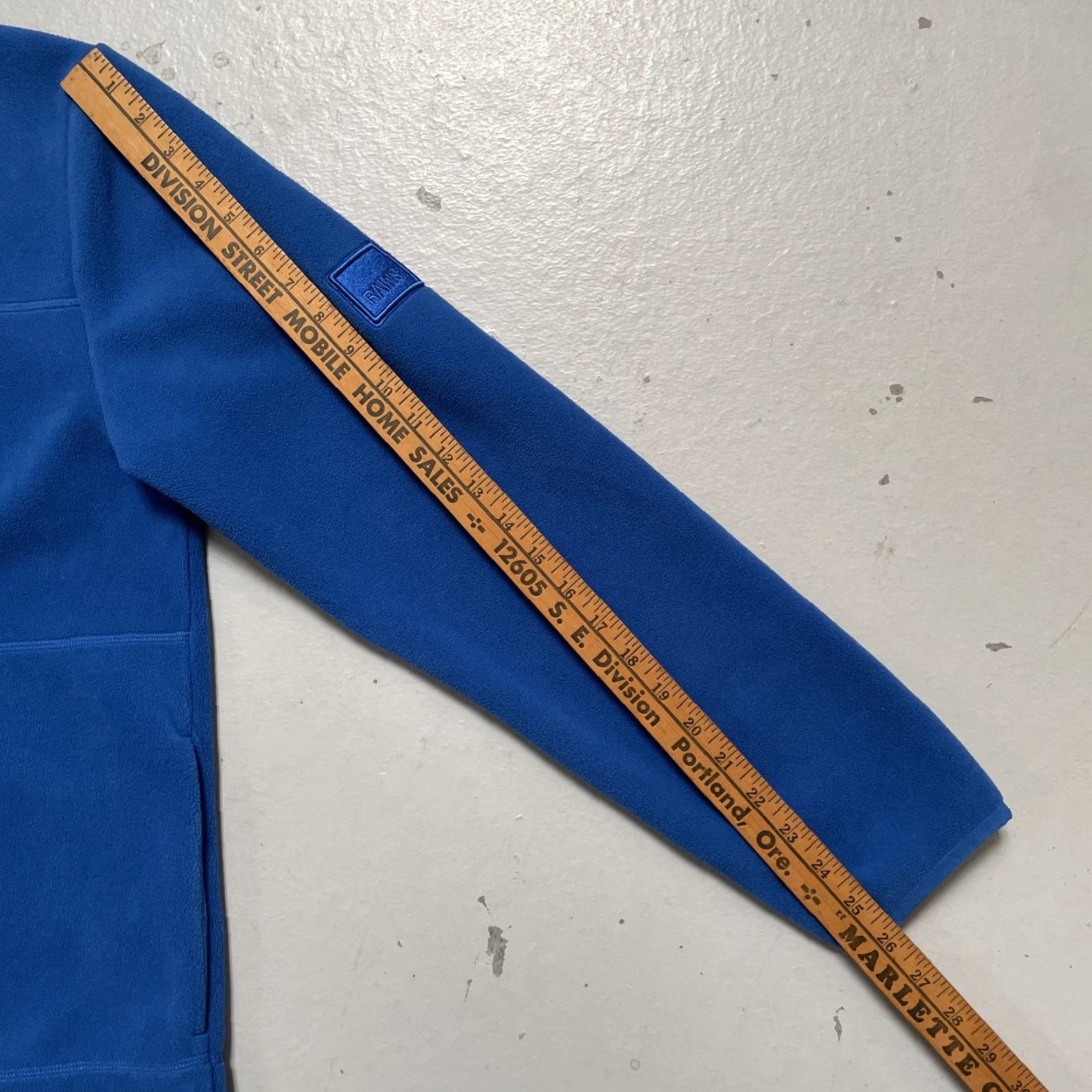 Rains RAINS Fleece Cardigan Style Full Zip Jacket NWOT? Blue M Unisex Adults Size M Cardigan Fleece Full Zip Jacket Blue Size US M / EU 48-50 / 2 - 6 Thumbnail