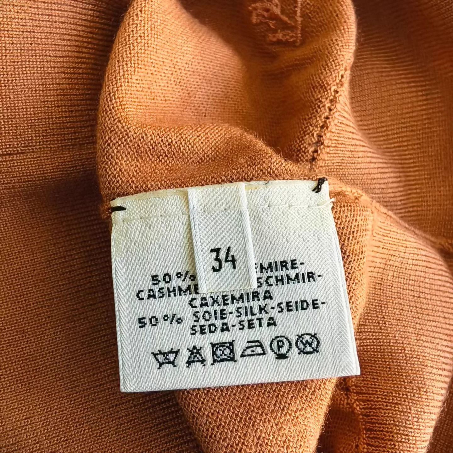 Hermes Hermes Silk Cashmere Carr Embroidered Lt Top 34 Size XS / US 0-2 / IT 36-38 - 5 Thumbnail