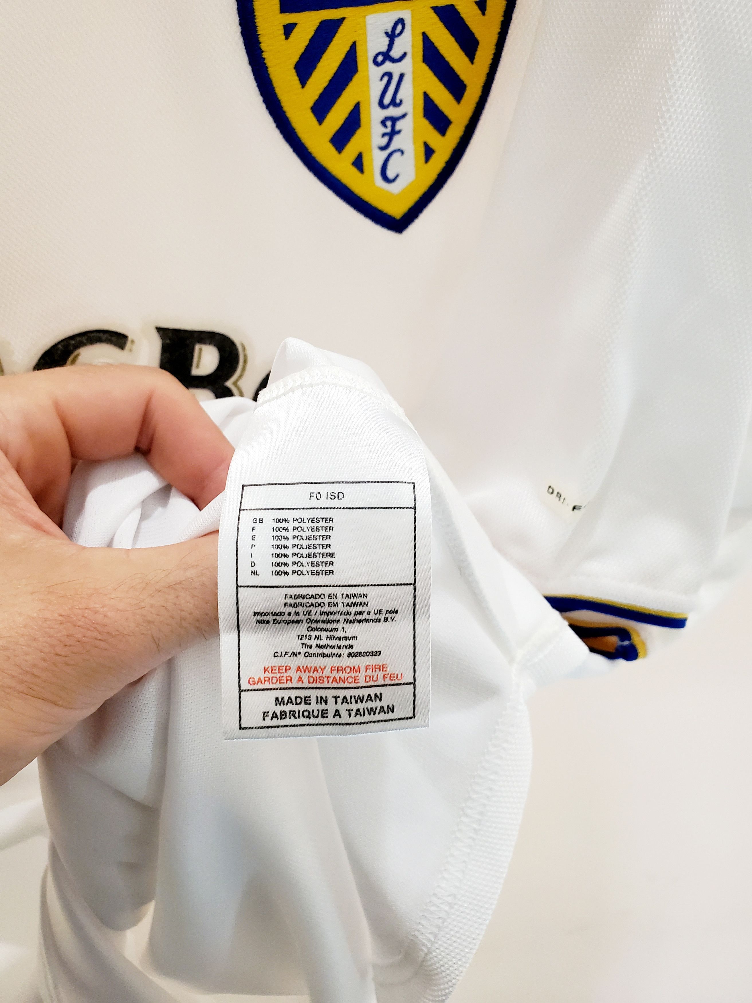 Nike Vintage 2000-02 Leeds Nike Home jersey perfect condition M Size US M / EU 48-50 / 2 - 5 Thumbnail