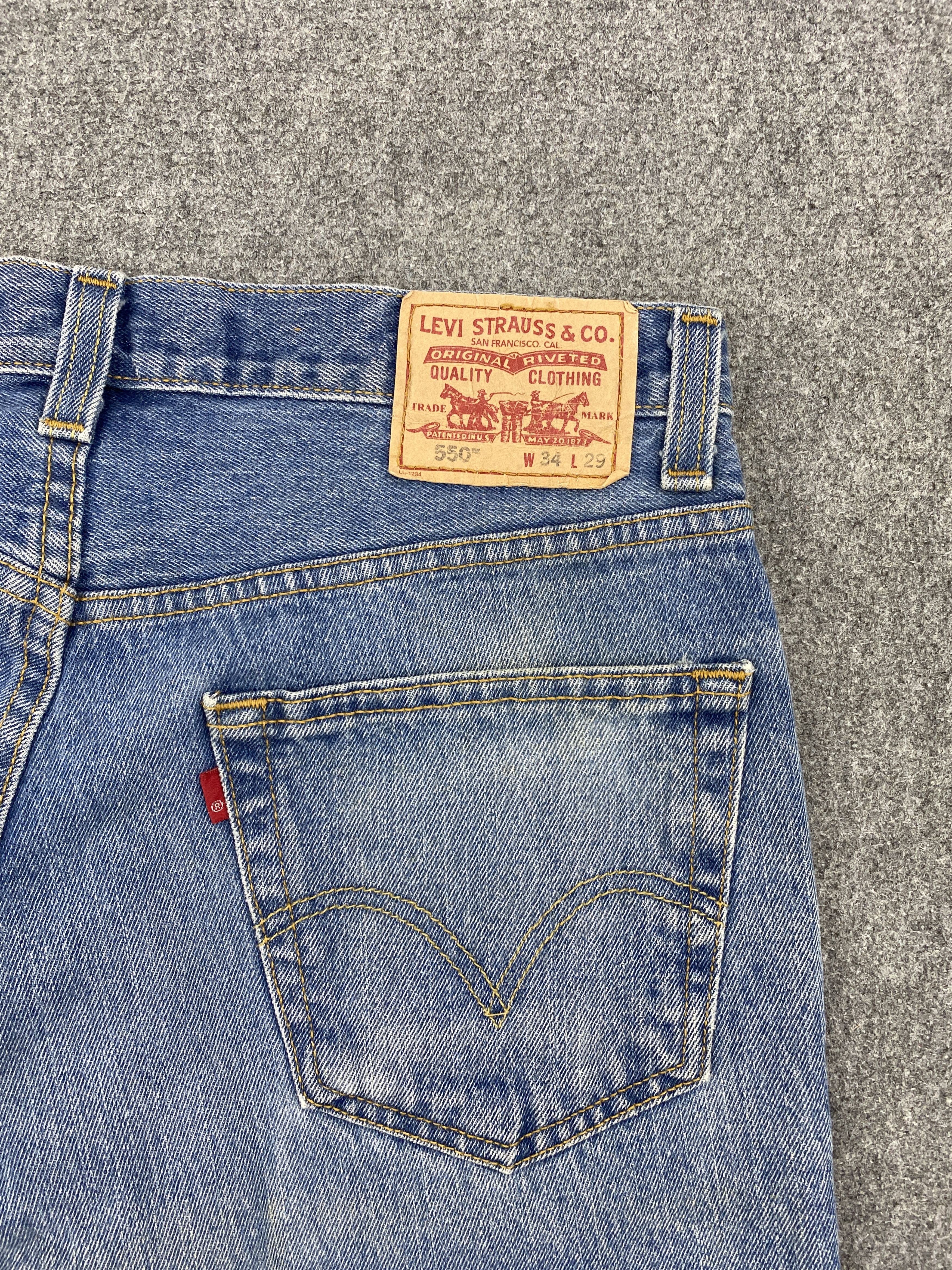 Levi's × Vintage Faded Blue Vintage Levis 550 Jeans Size US 33 - 14 Thumbnail