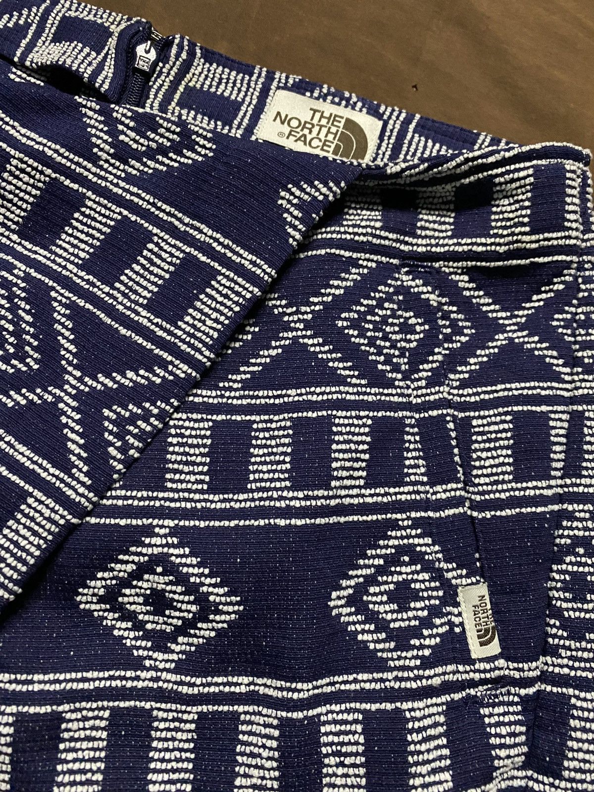 The North Face Vintage The North Face Tribal Pattern Skort Size 31" - 4 Thumbnail