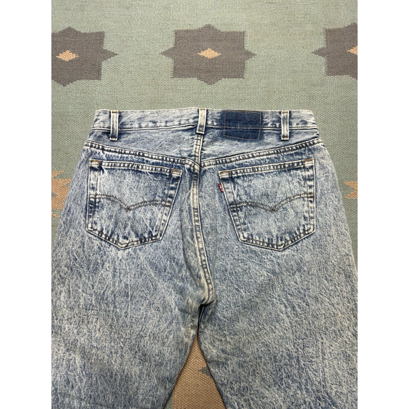 Levi's VINTAGE Levi’s 501 Jeans USA 80s acid stone wash button fly straight leg 32x29 Beige Mens Regular Jeans Size US 32 / EU 48 - 3 Thumbnail