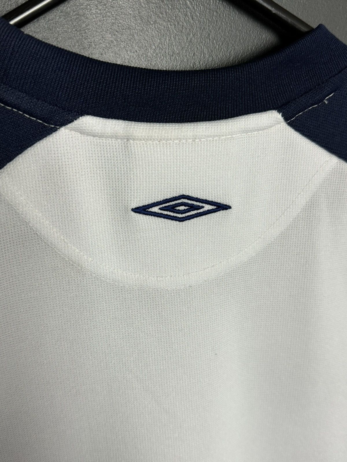 Umbro England National Team 01/03 Training Football Soccer Jersey Size US L / EU 52-54 / 3 - 10 Thumbnail