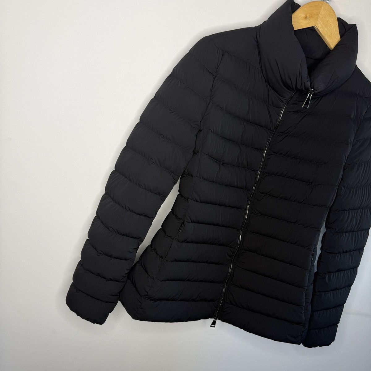 Moncler Moncler Classic Puffer Down Jacket Wide Bottom Luxury Size S / US 4 / IT 40 - 3 Thumbnail