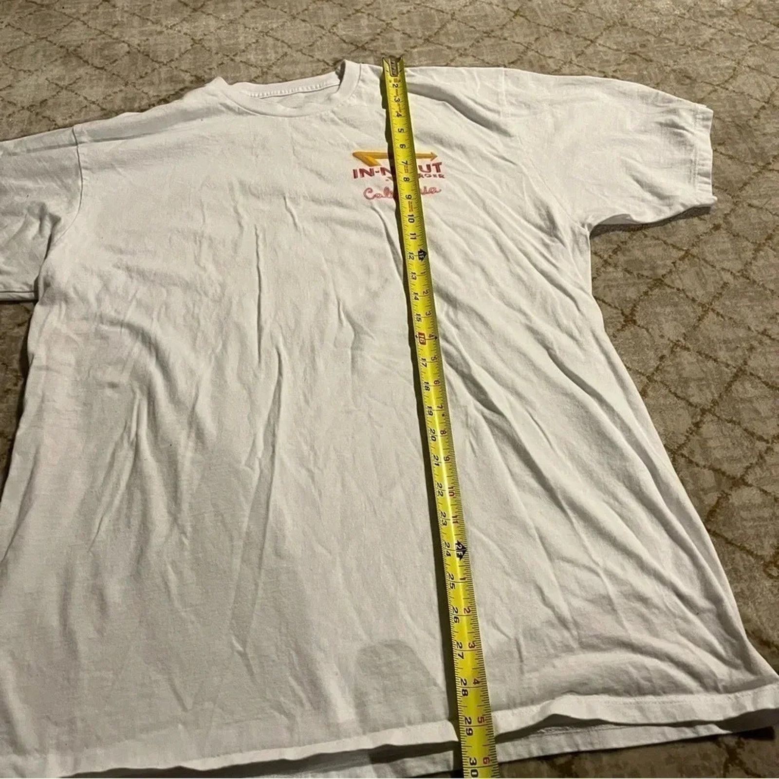 Other In-N-Out Burger California White Short Sleeve XL T-Shirt Size US XL / EU 56 / 4 - 7 Thumbnail